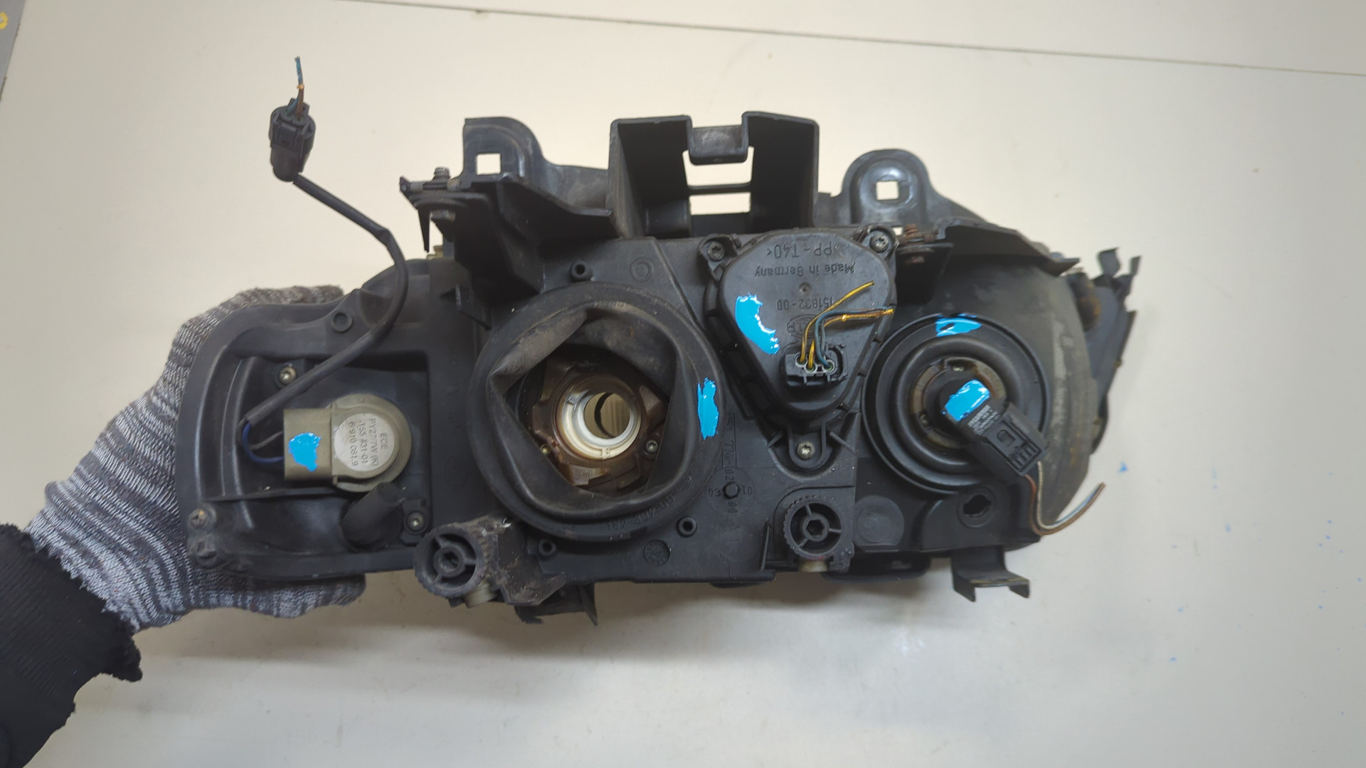 Фара правая