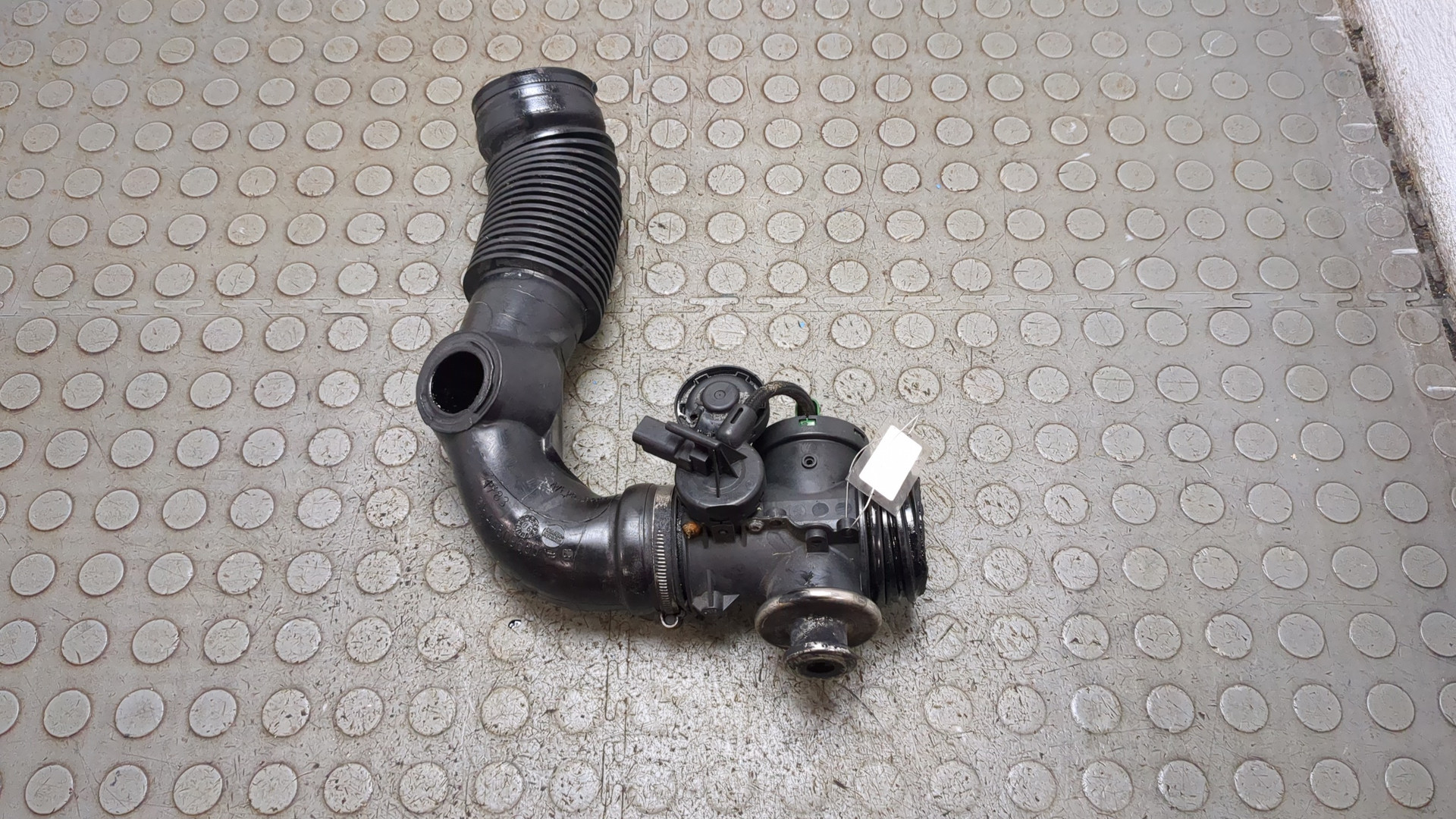 Заслонка дроссельная электрическая