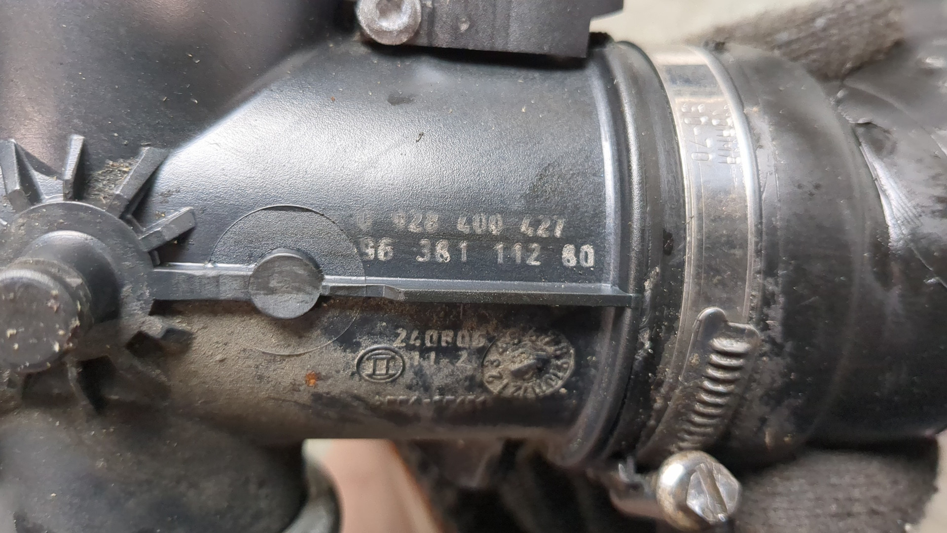 Заслонка дроссельная электрическая