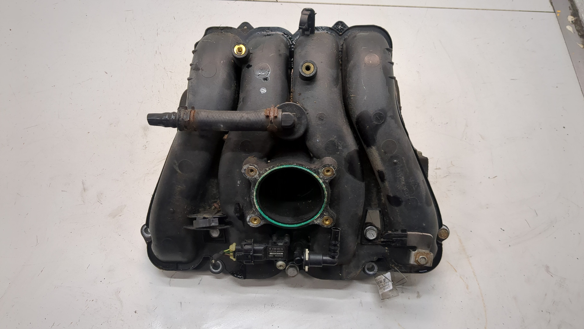 Коллектор впускной