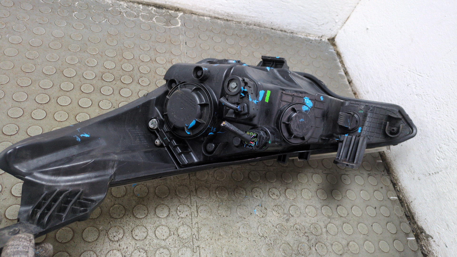 Фара правая