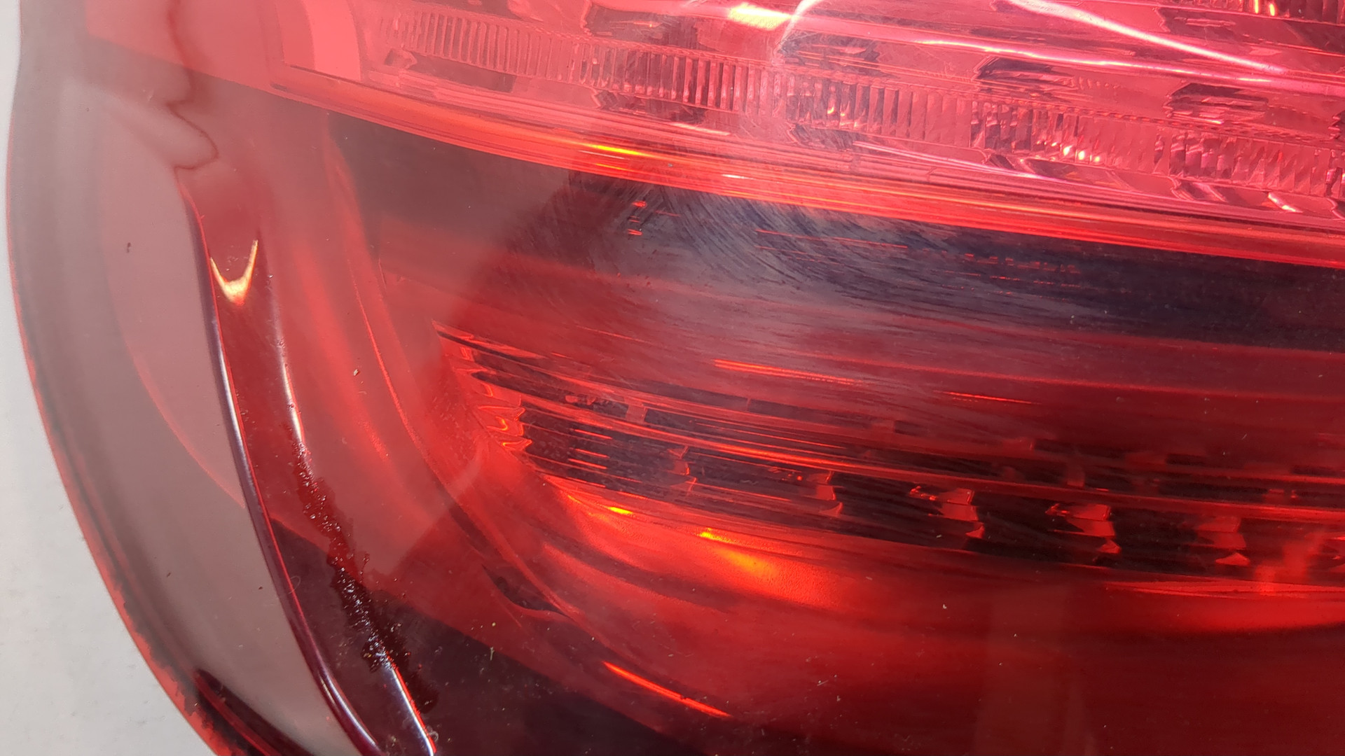 Фонарь задний левый