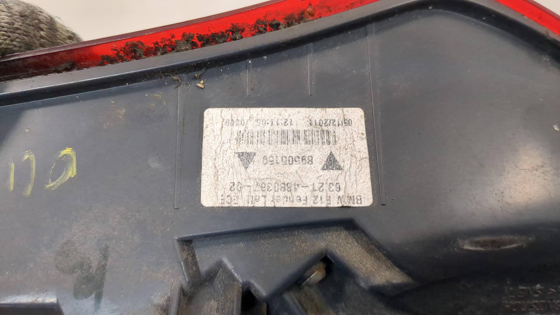 Фонарь задний левый