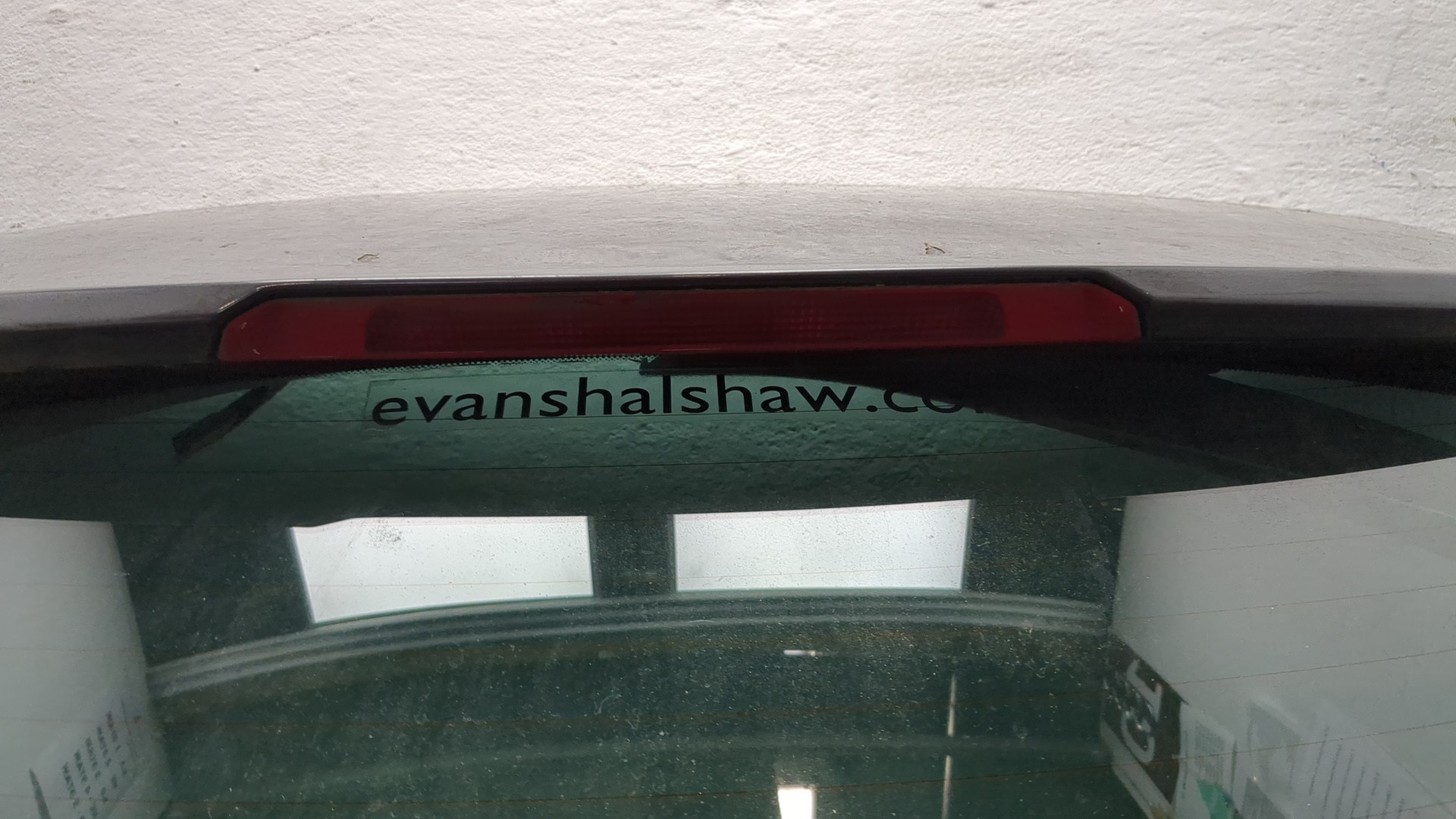 Дверь багажника