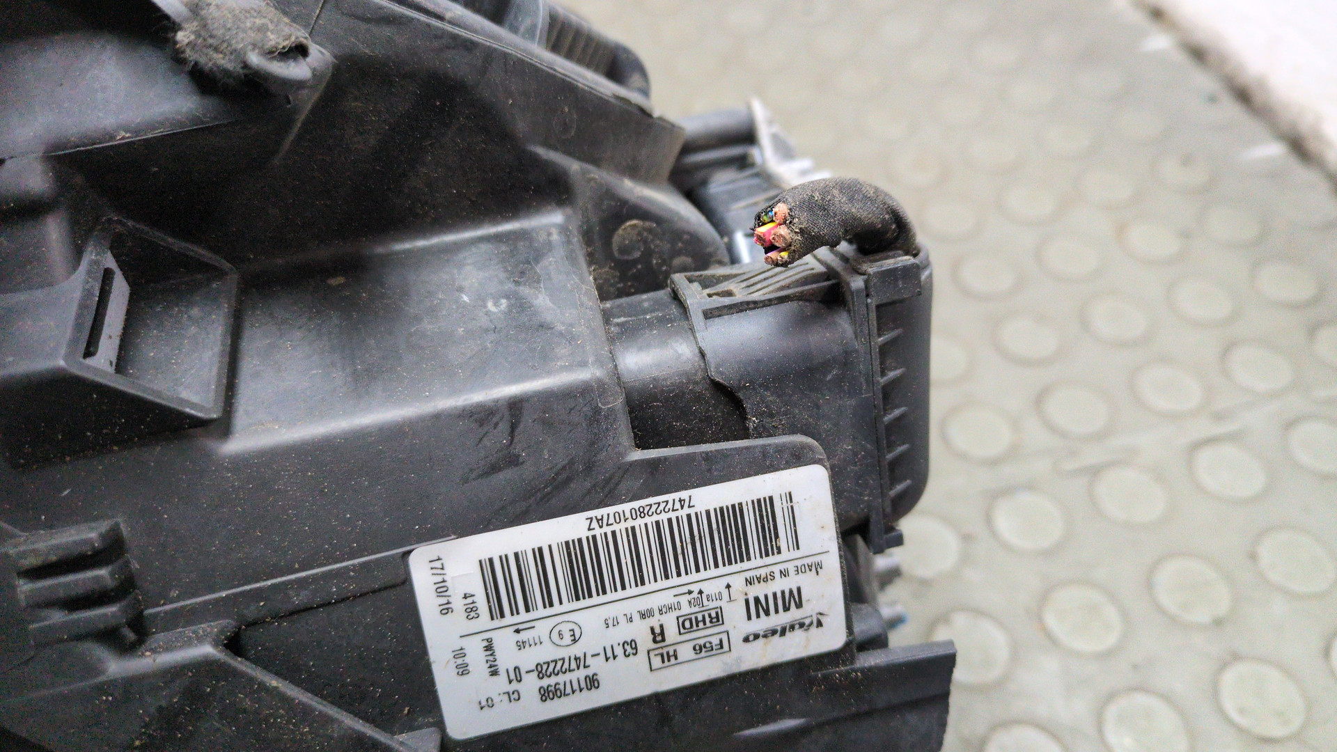 Фара правая