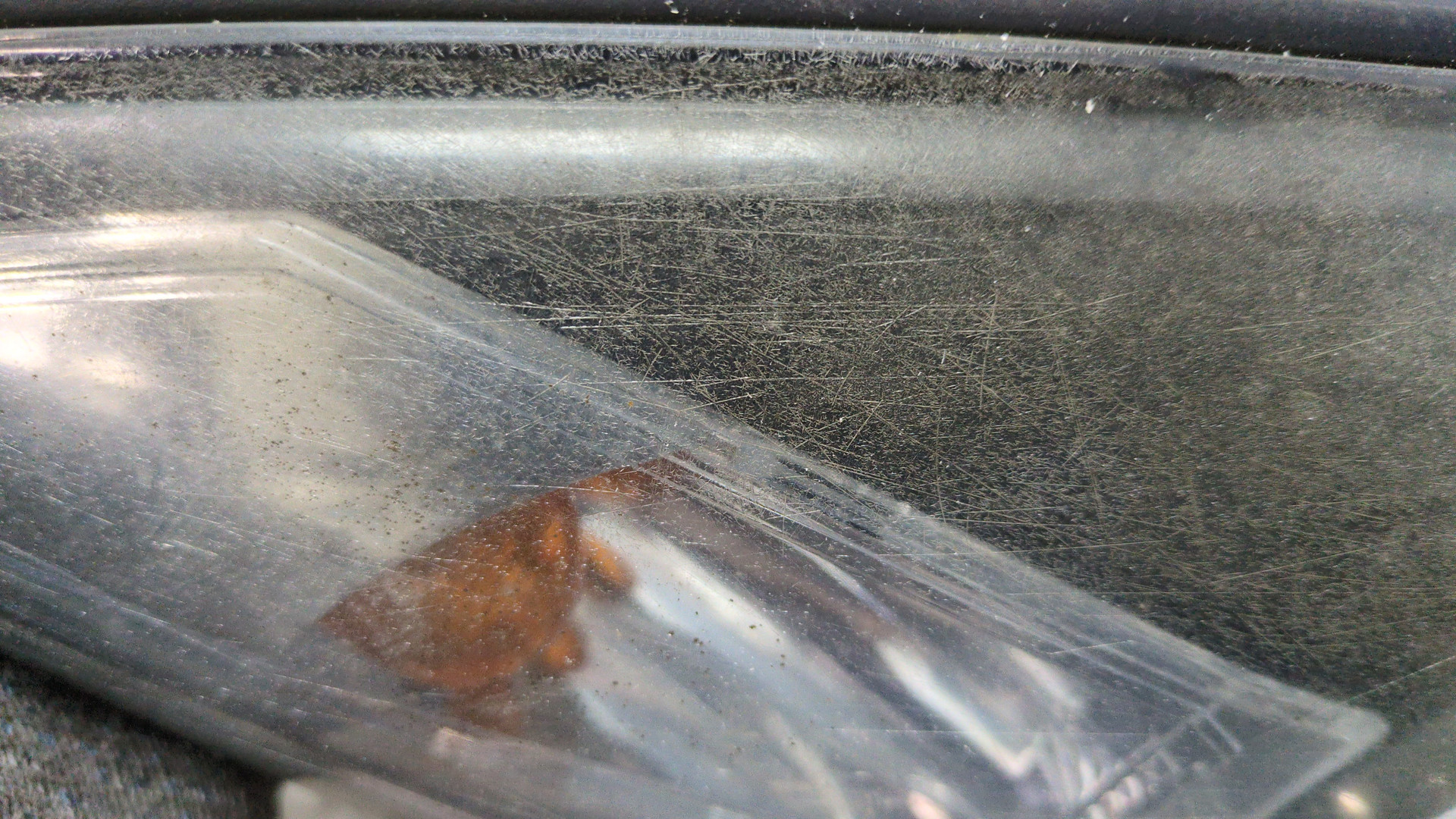 Фара правая