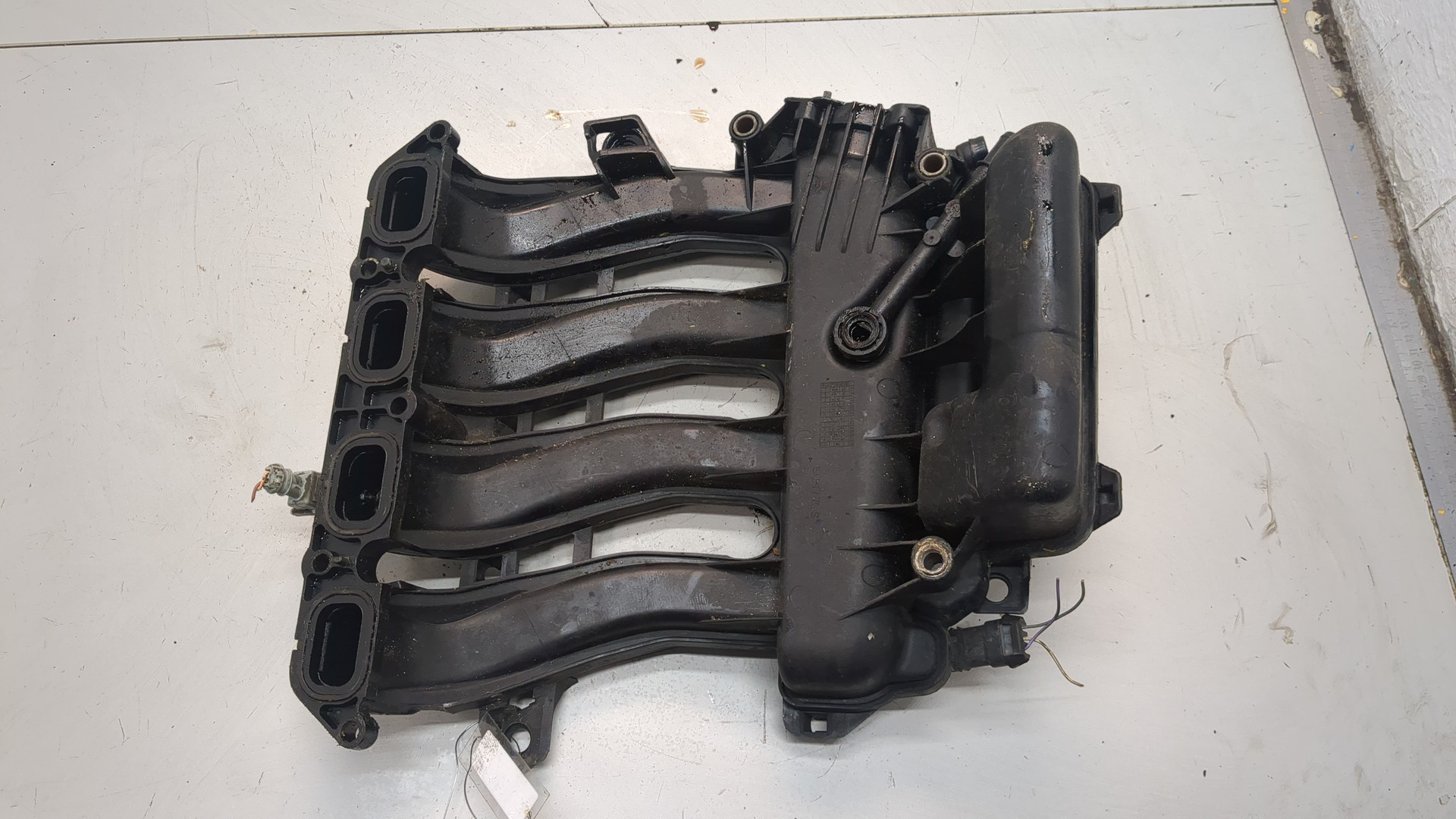 Коллектор впускной