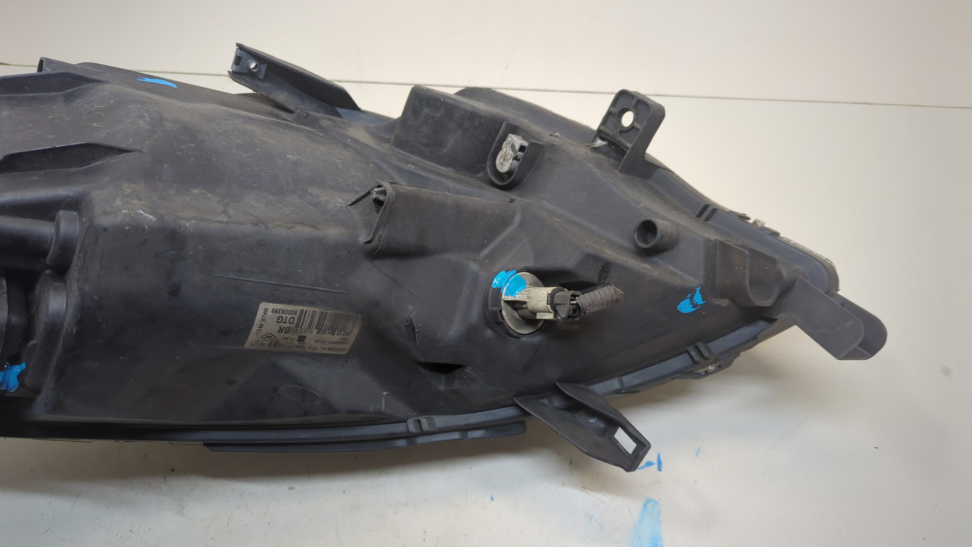 Фара правая