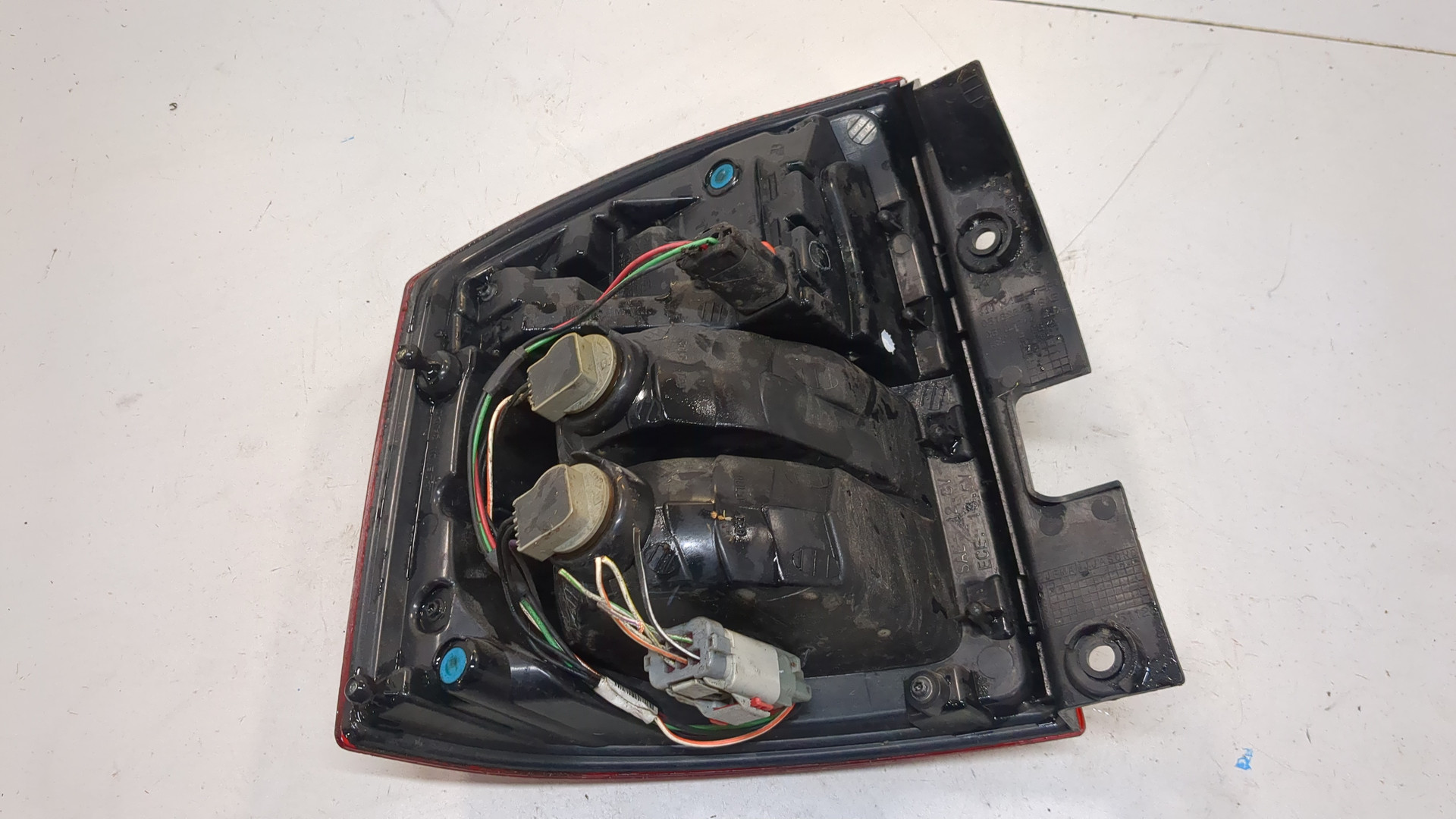 Фонарь задний правый