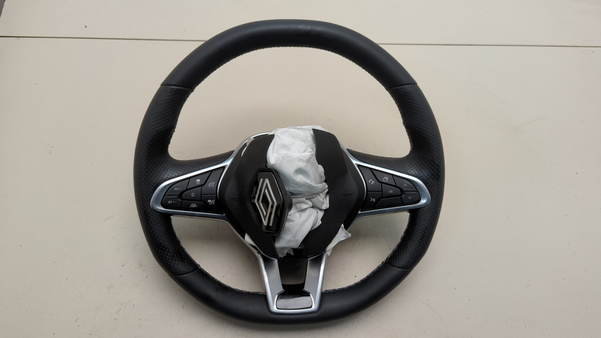 Рулевое колесо (руль)