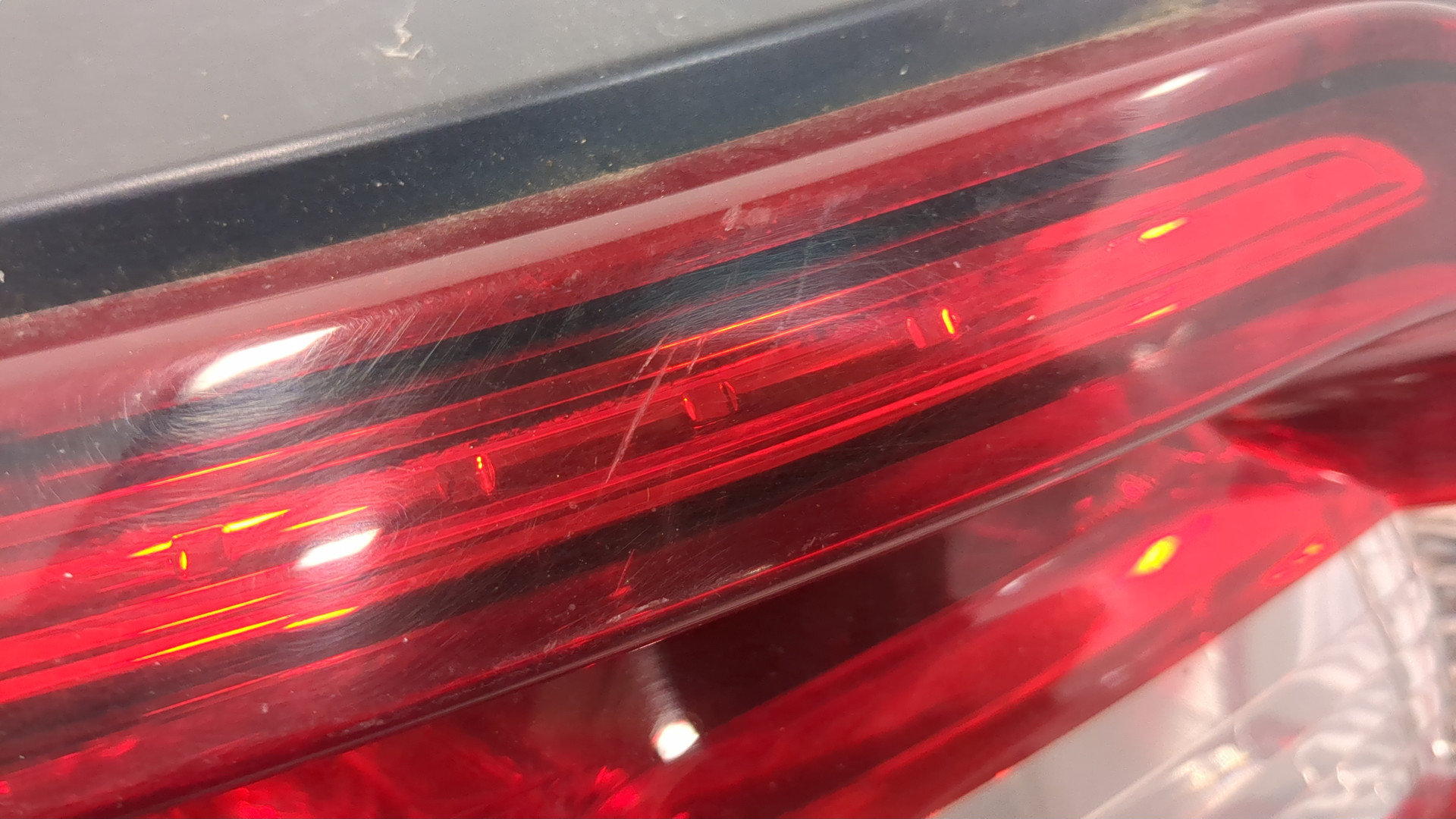 Фонарь задний левый