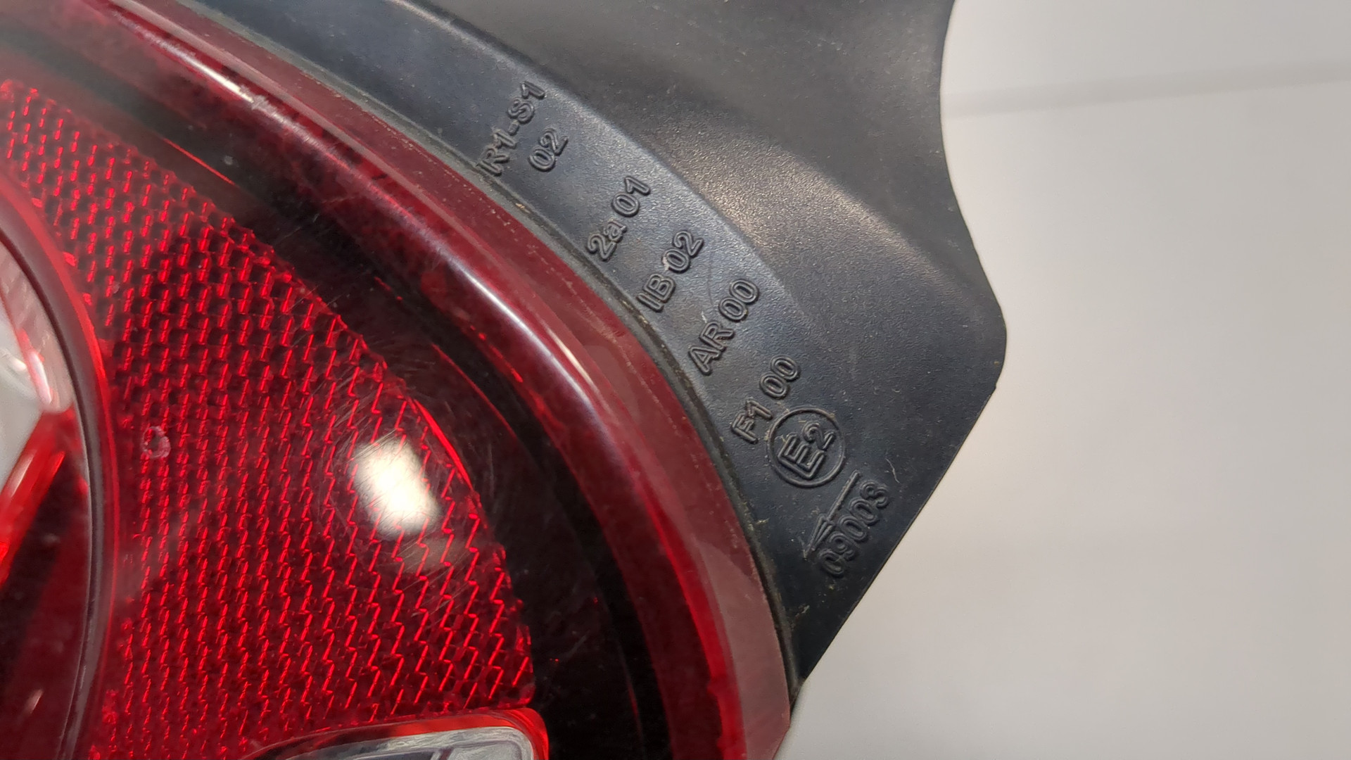 Фонарь задний левый