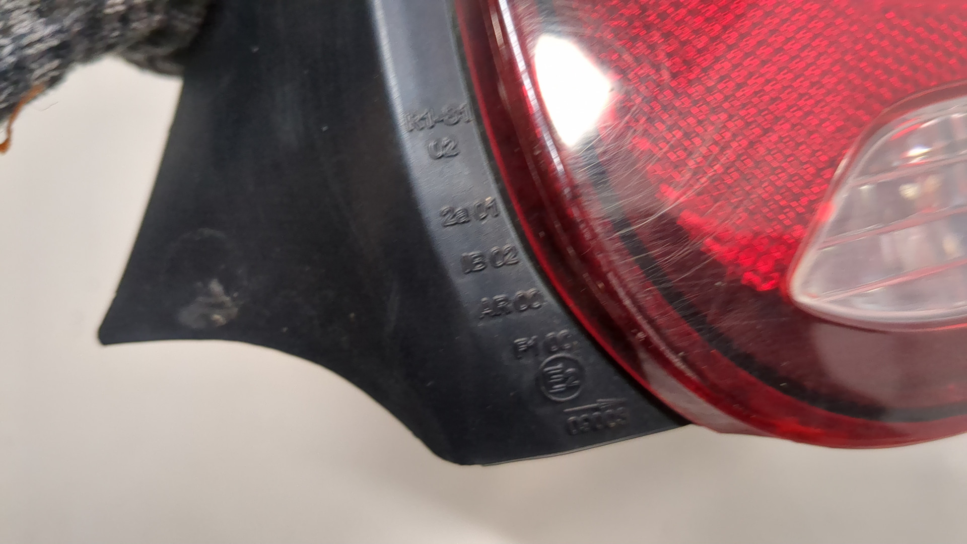 Фонарь задний правый