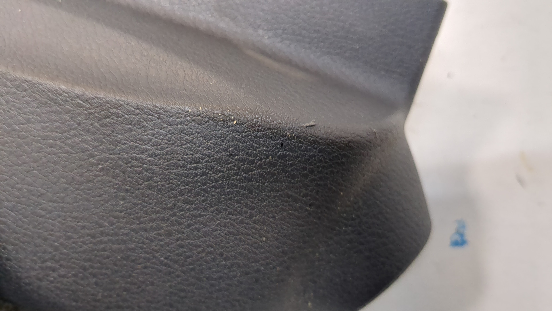 Кожух рулевой колонки