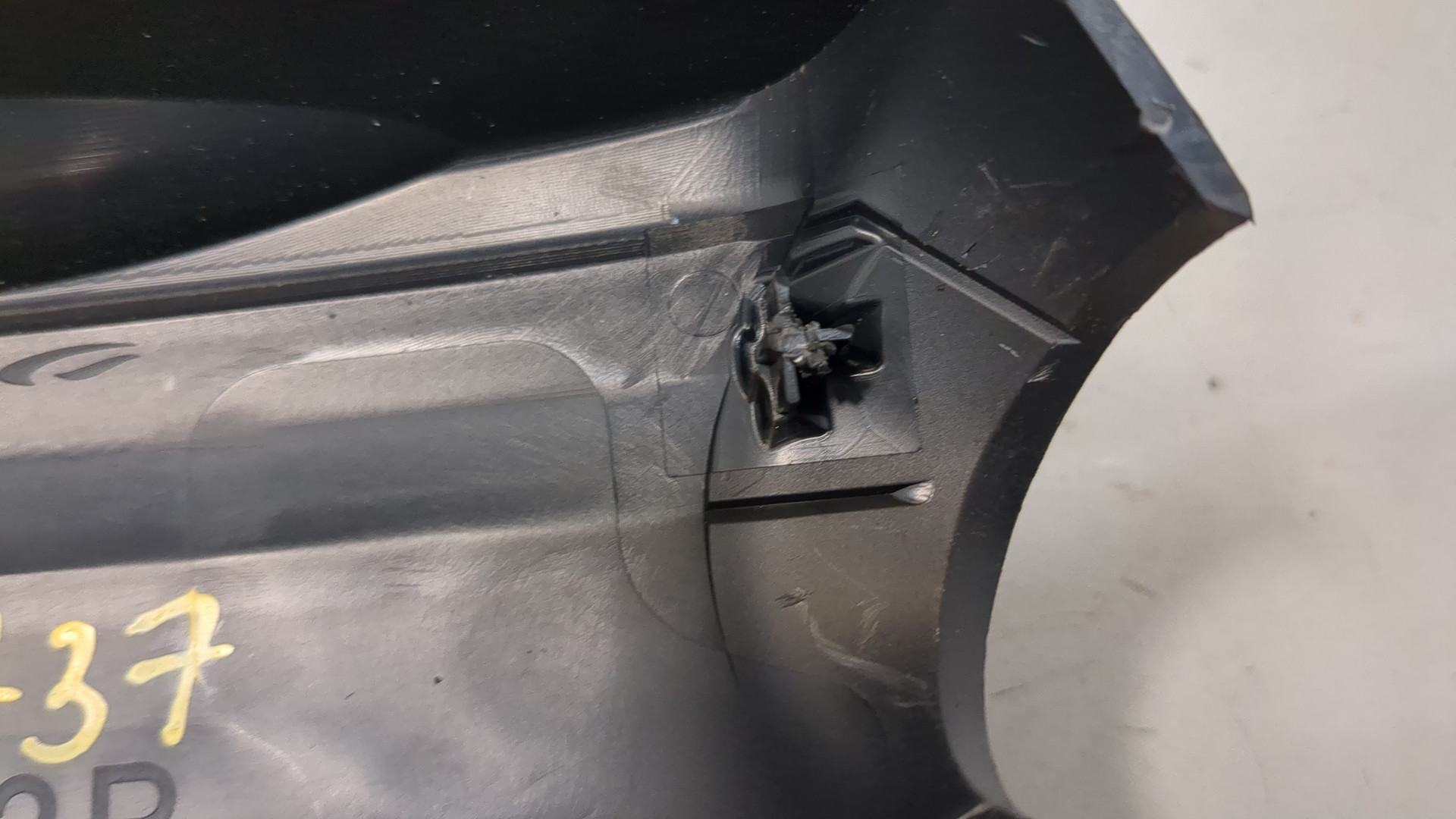 Кожух рулевой колонки