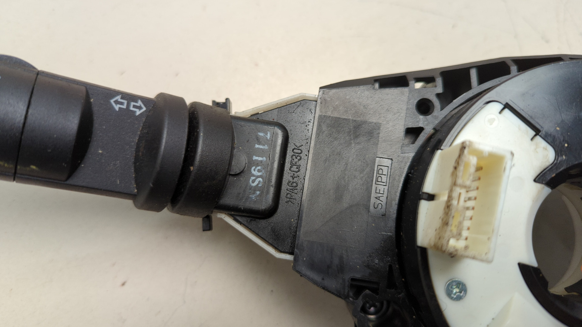 Переключатель подрулевой