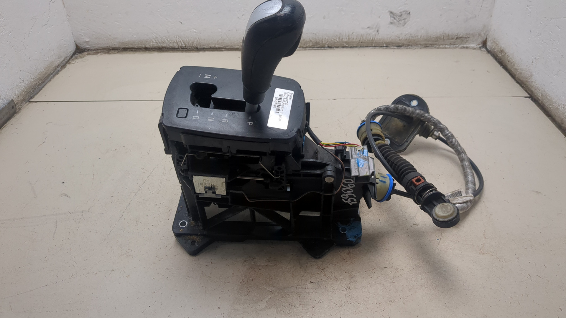 Кулиса МКПП / АКПП