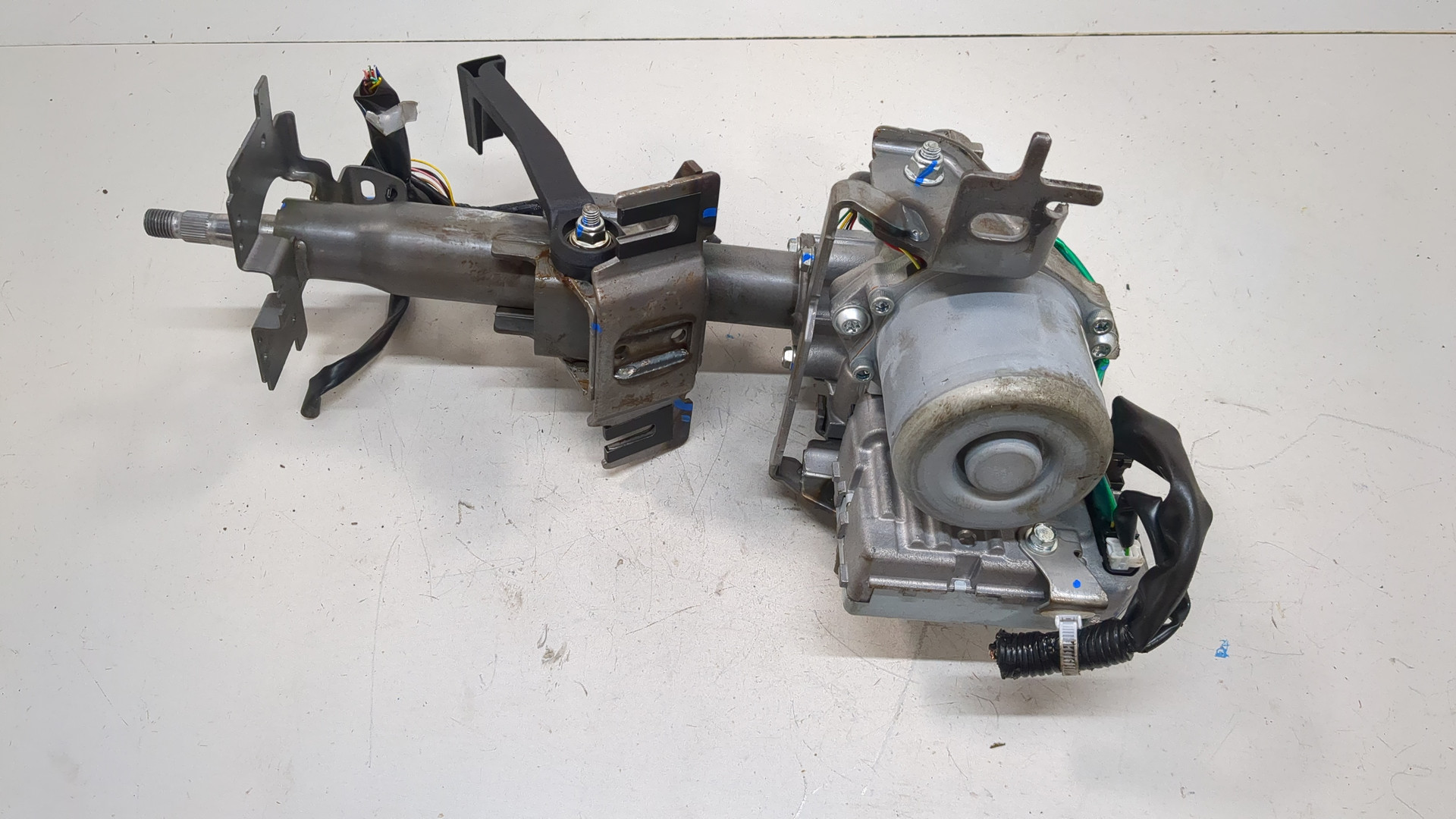 Серводвигатель рулевой рейки