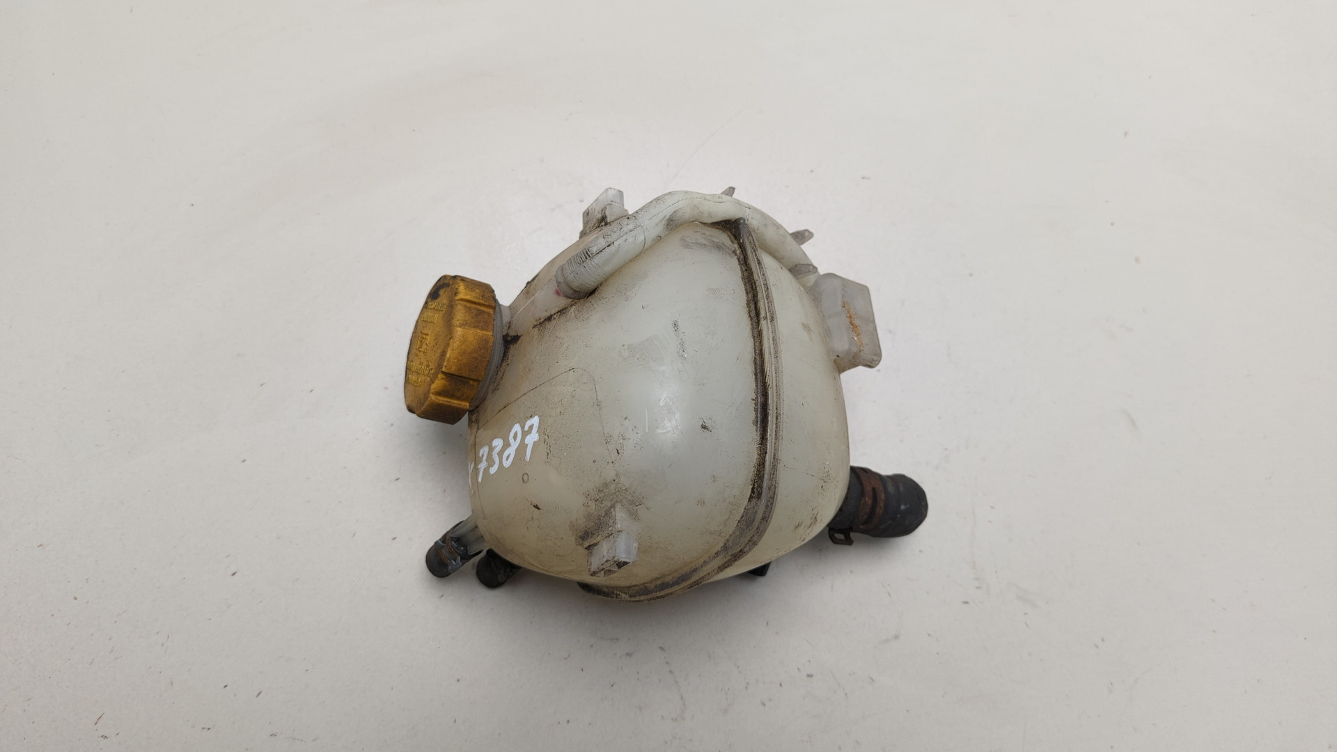 Бачок расширительный