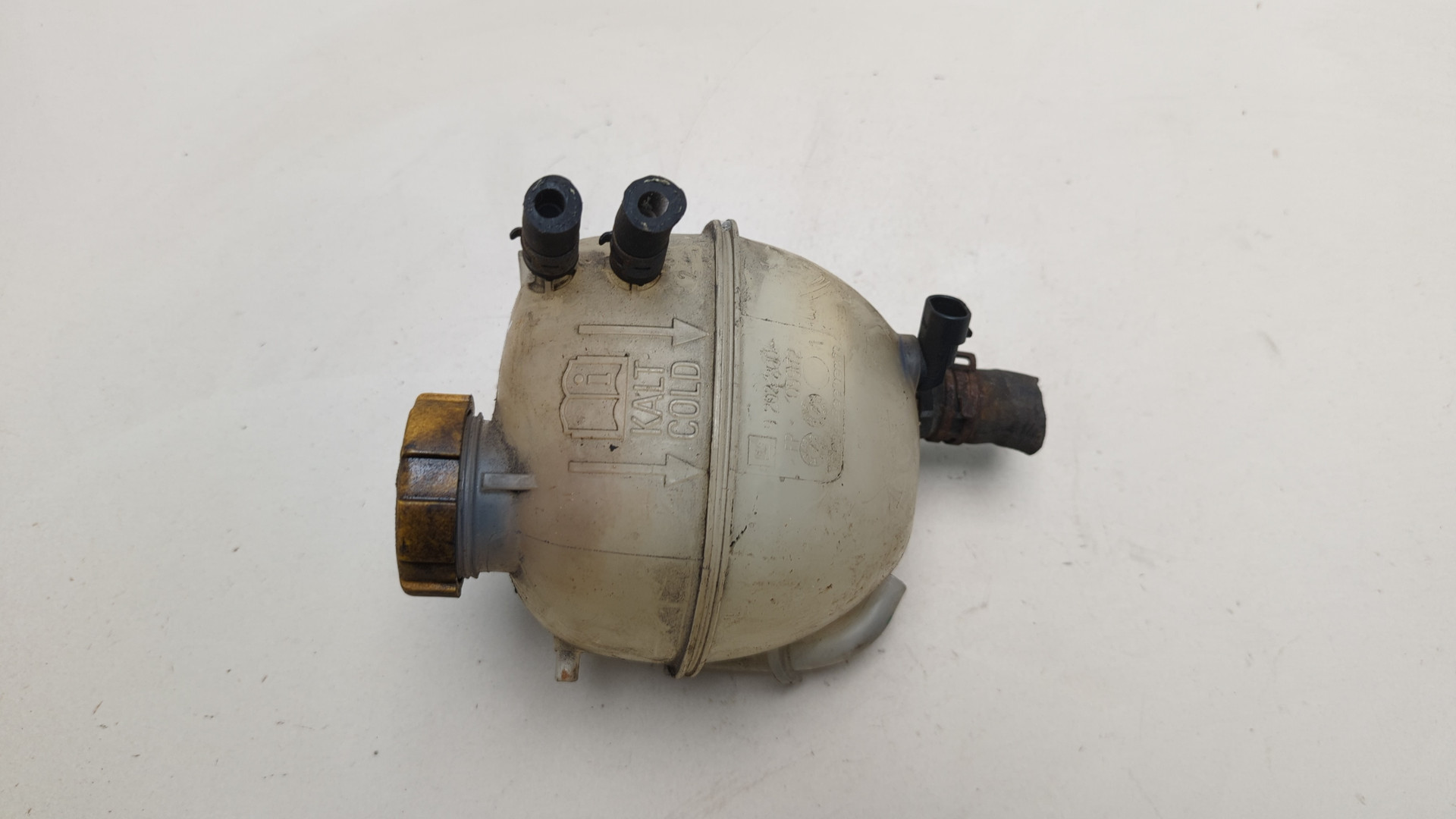 Бачок расширительный