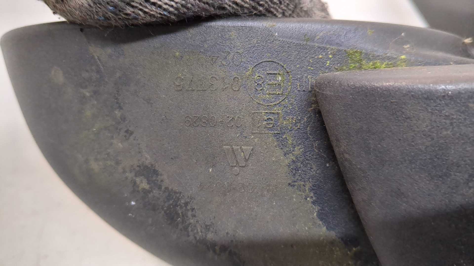 Зеркало левое электрическое