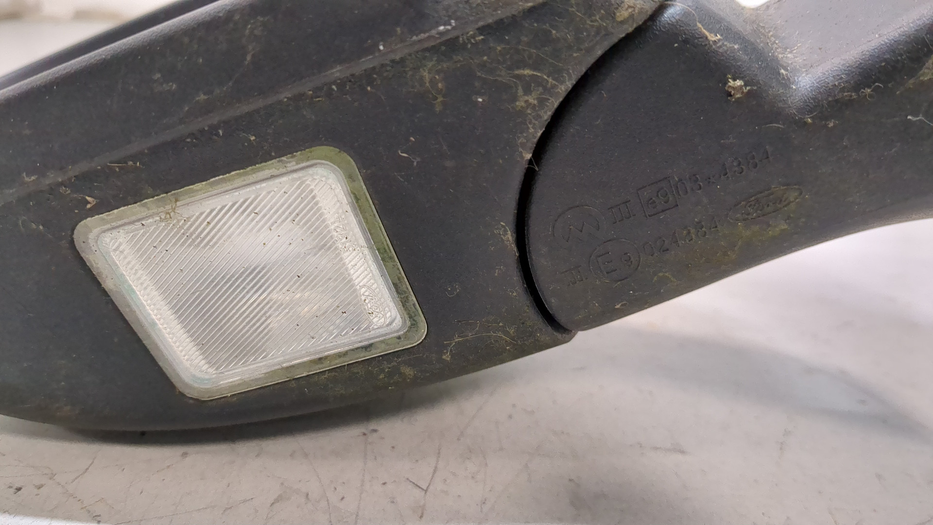 Зеркало левое электрическое