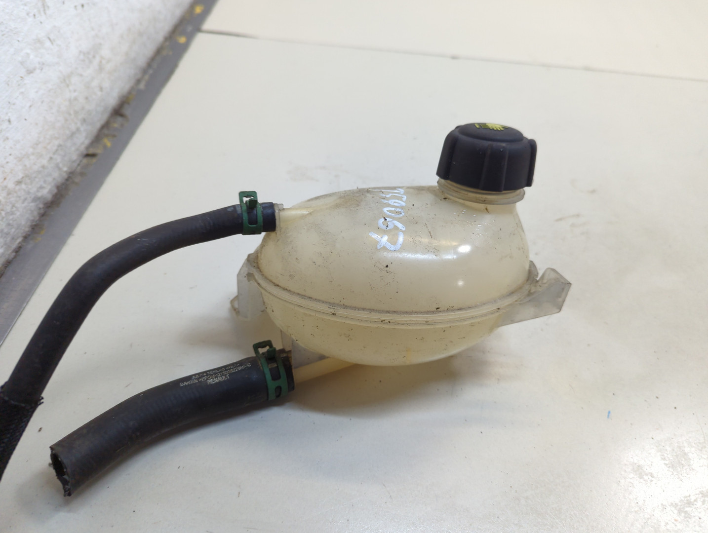 Бачок расширительный