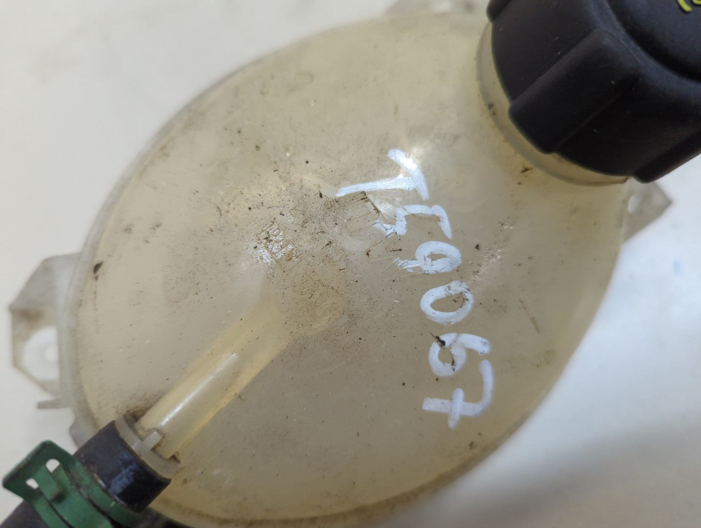 Бачок расширительный