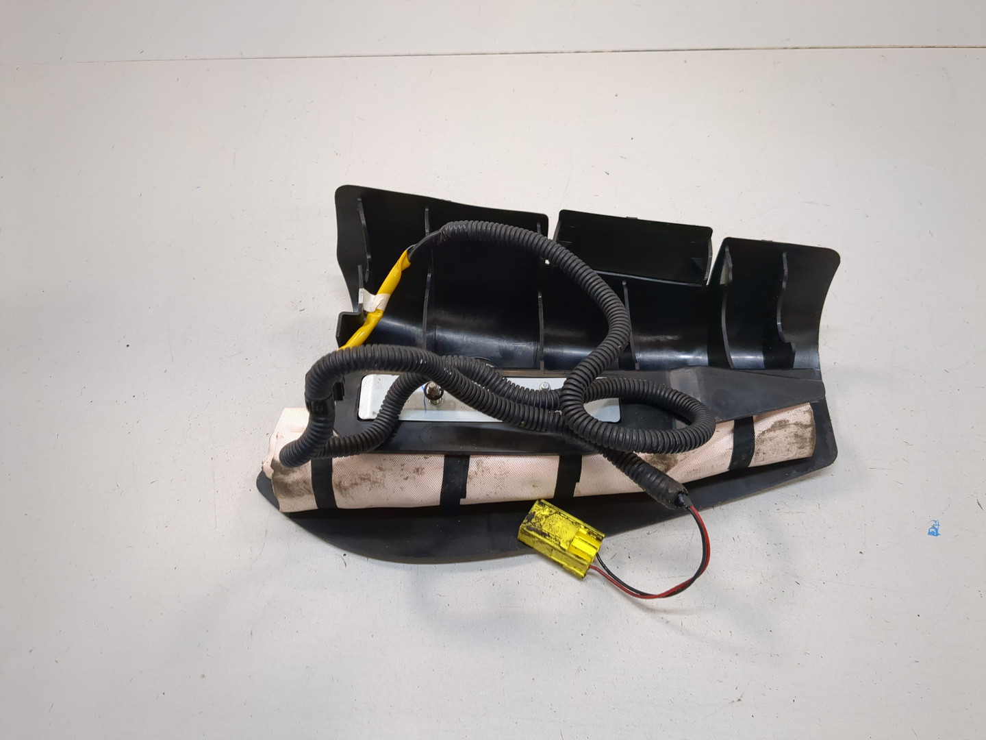 Подушка безопасности боковая (в сиденье)