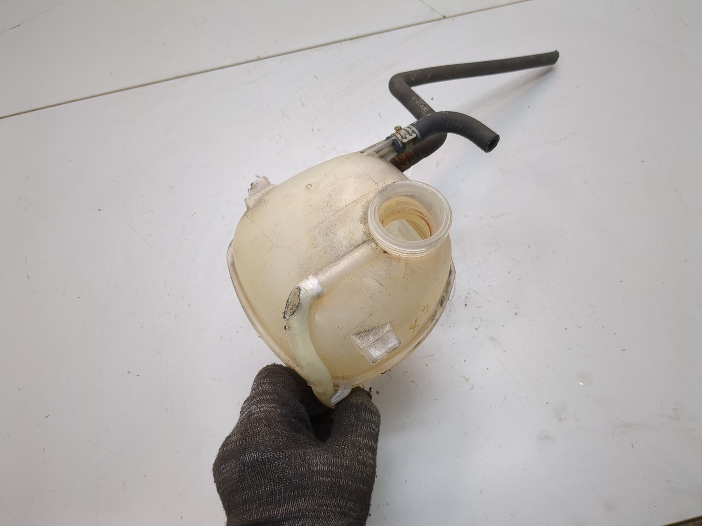 Бачок расширительный