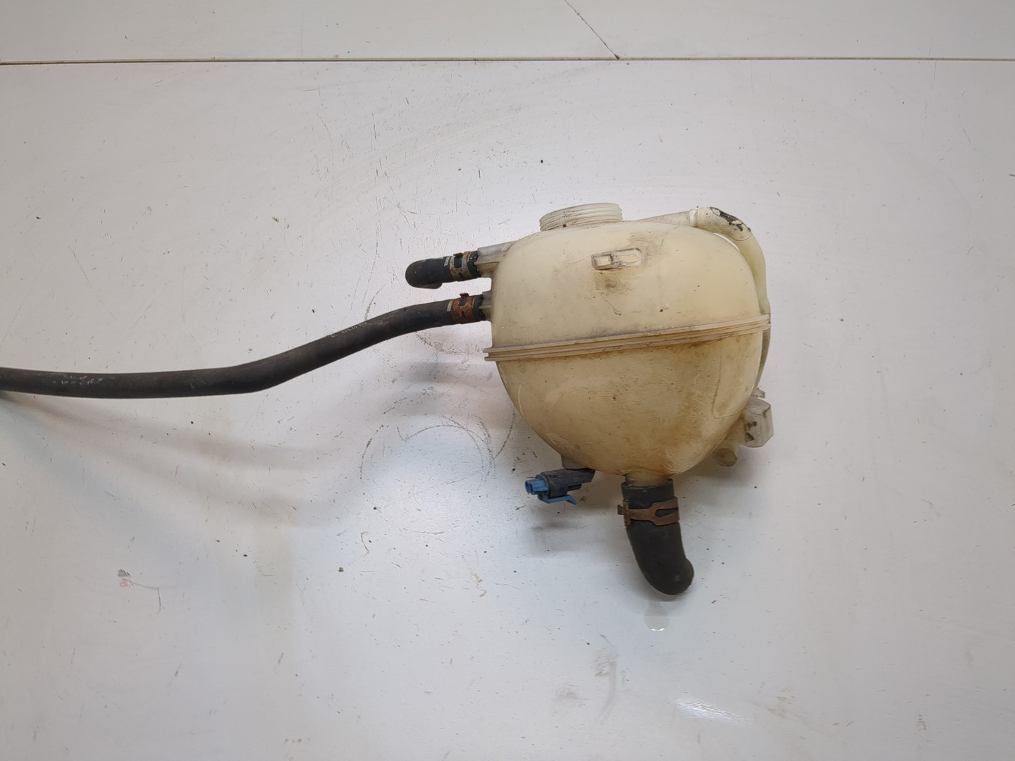 Бачок расширительный