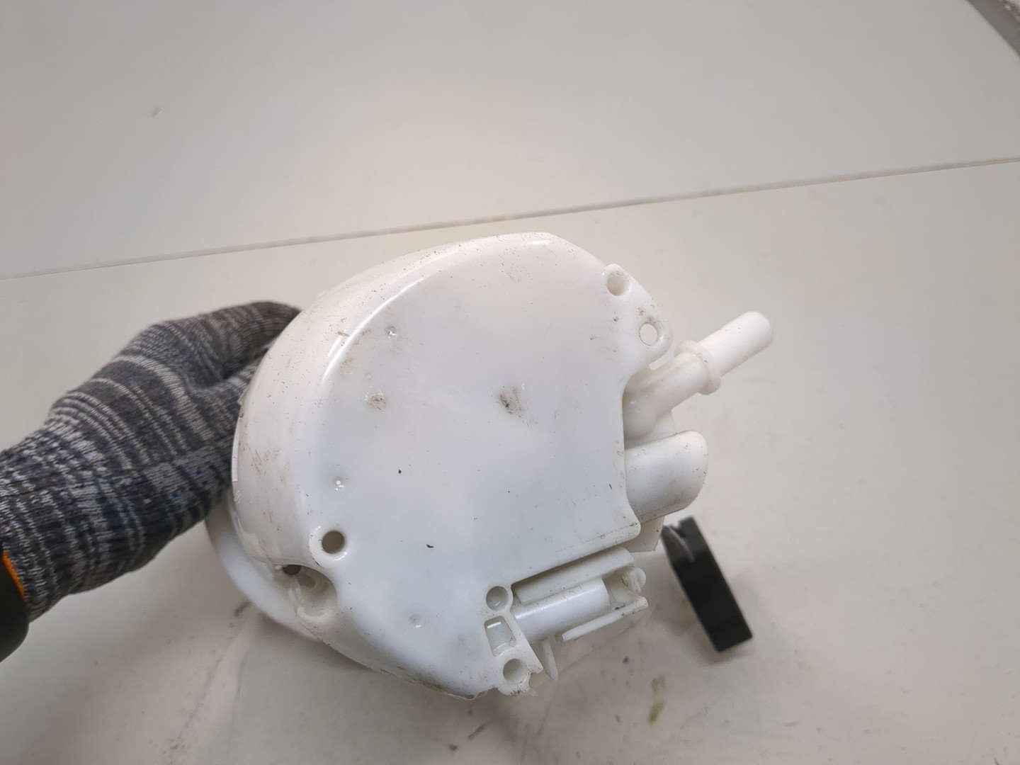 Насос топливный электрический