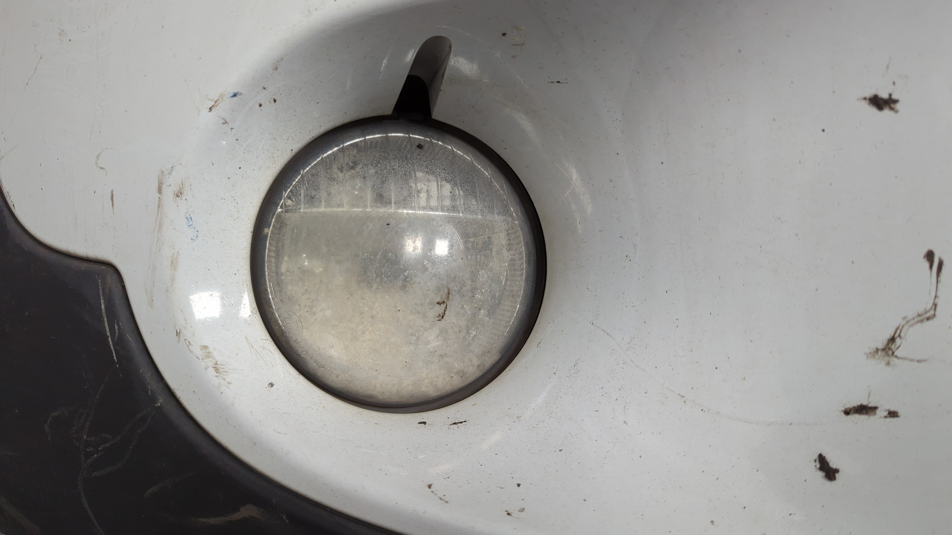 Бампер передний