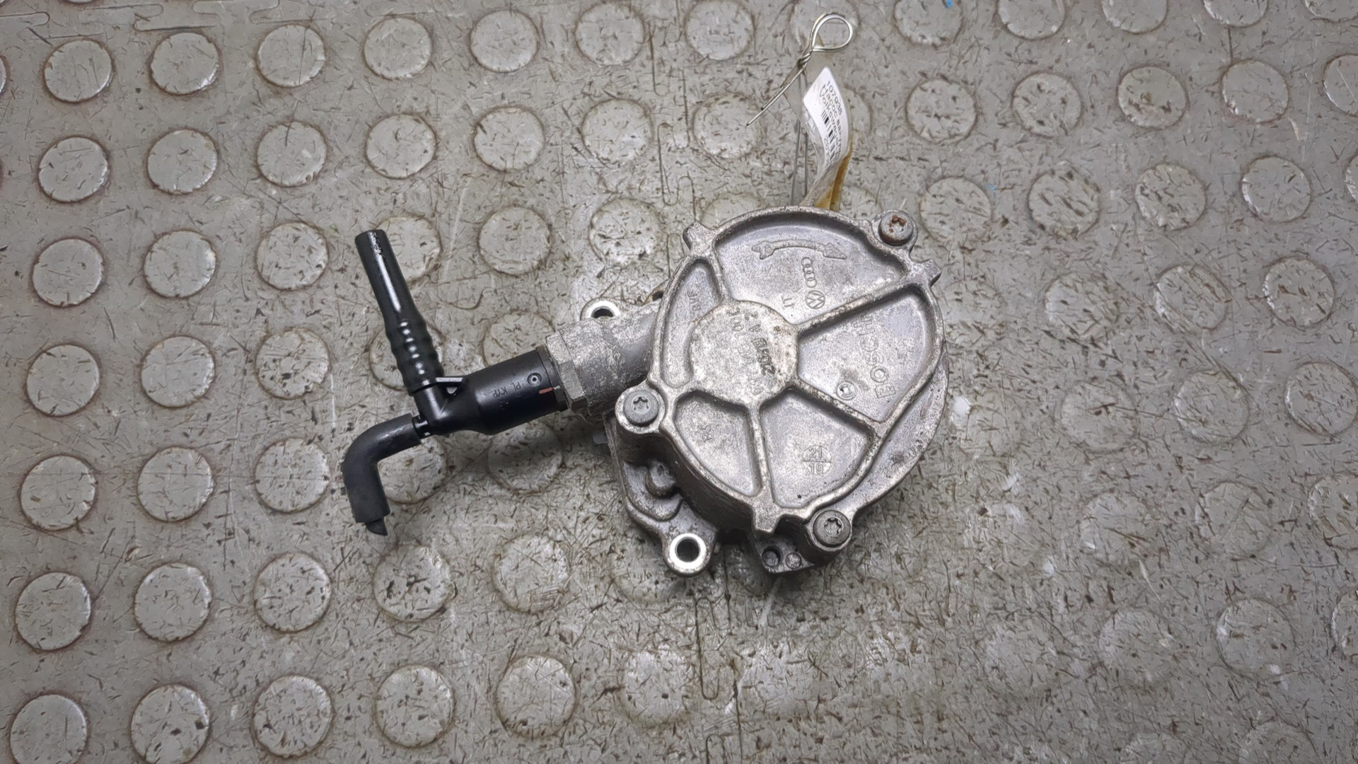 Насос вакуумный