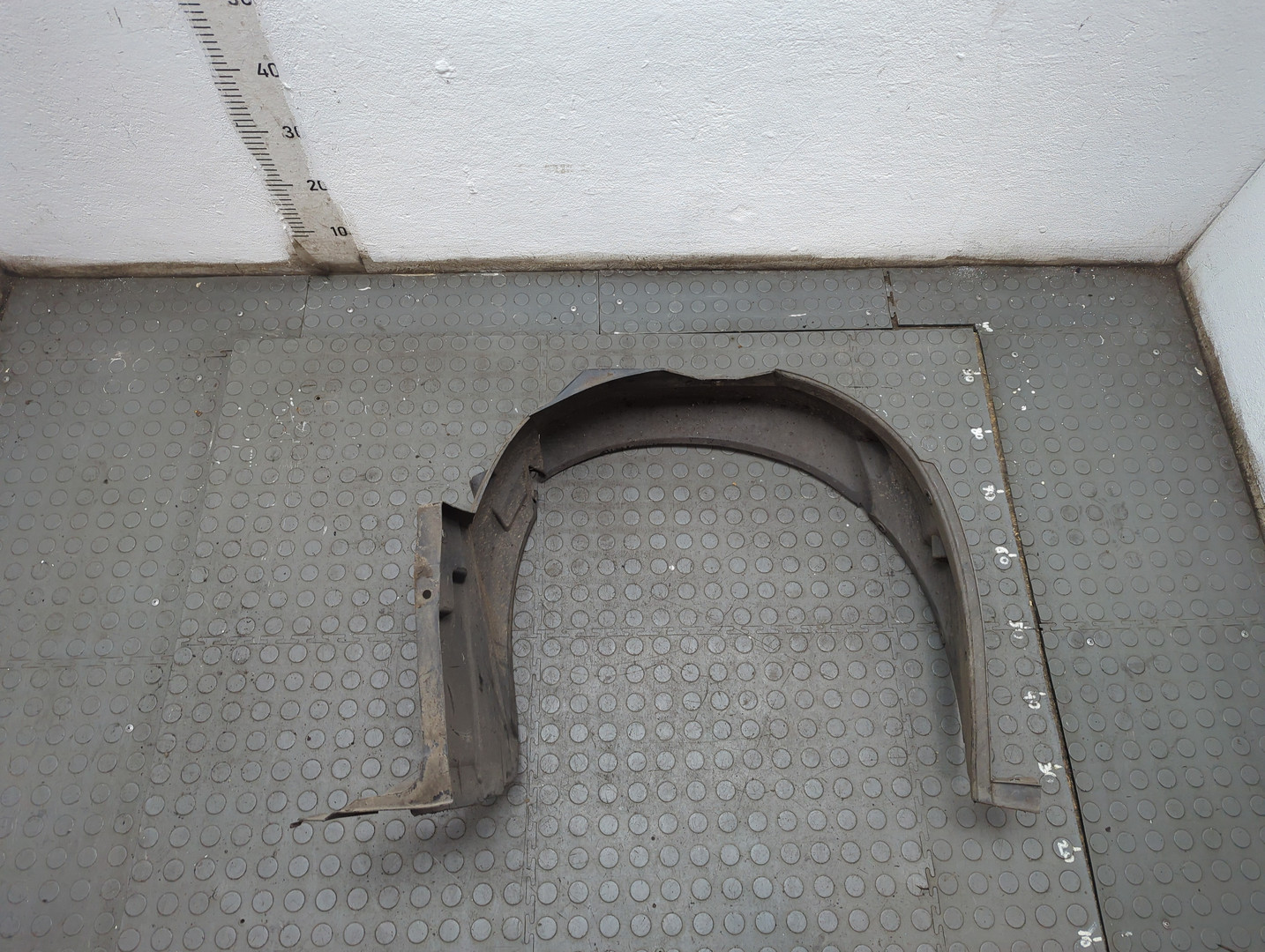 Локер передний правый