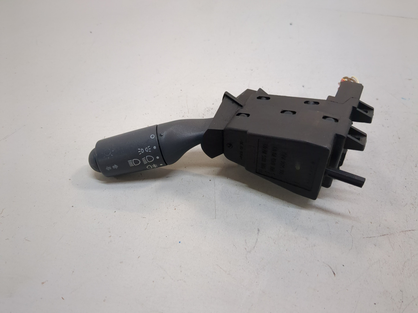 Переключатель поворотов подрулевой