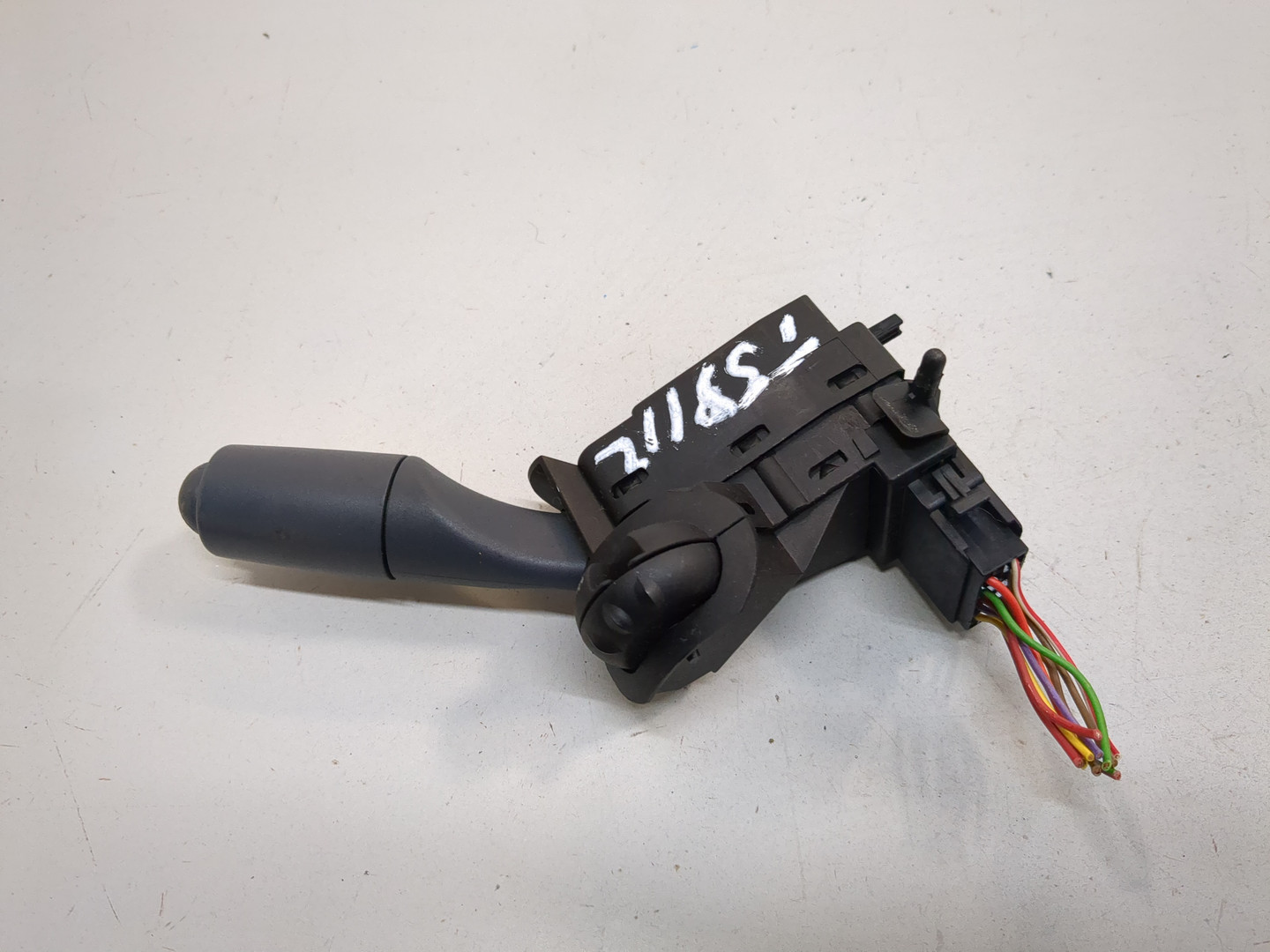 Переключатель поворотов подрулевой