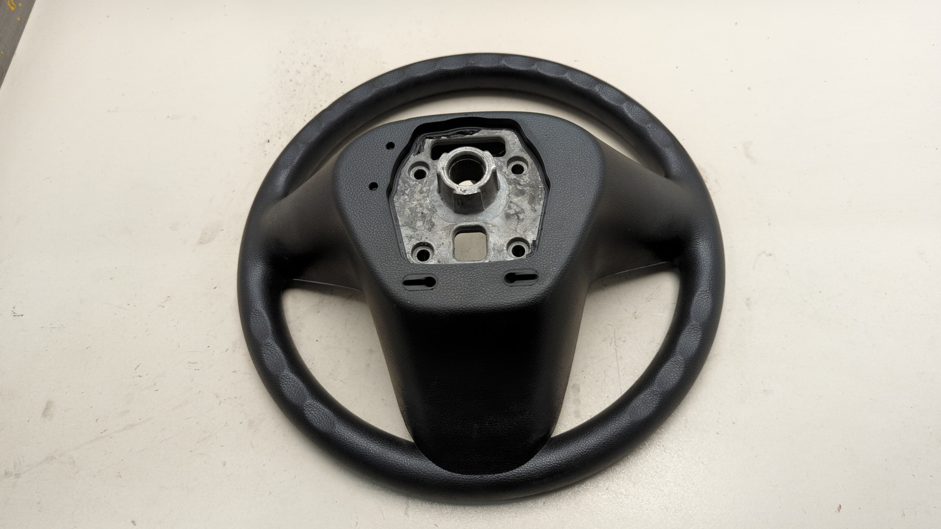 Рулевое колесо (руль)