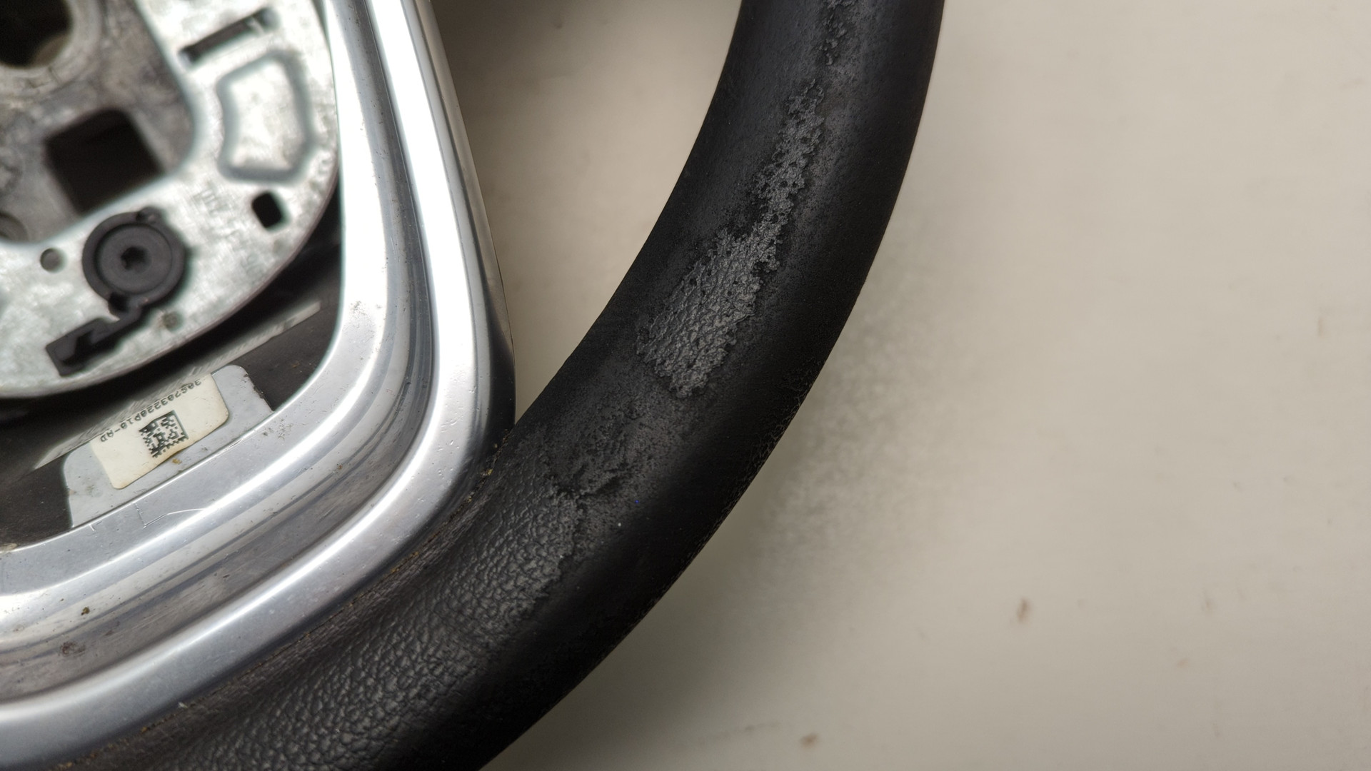 Рулевое колесо (руль)