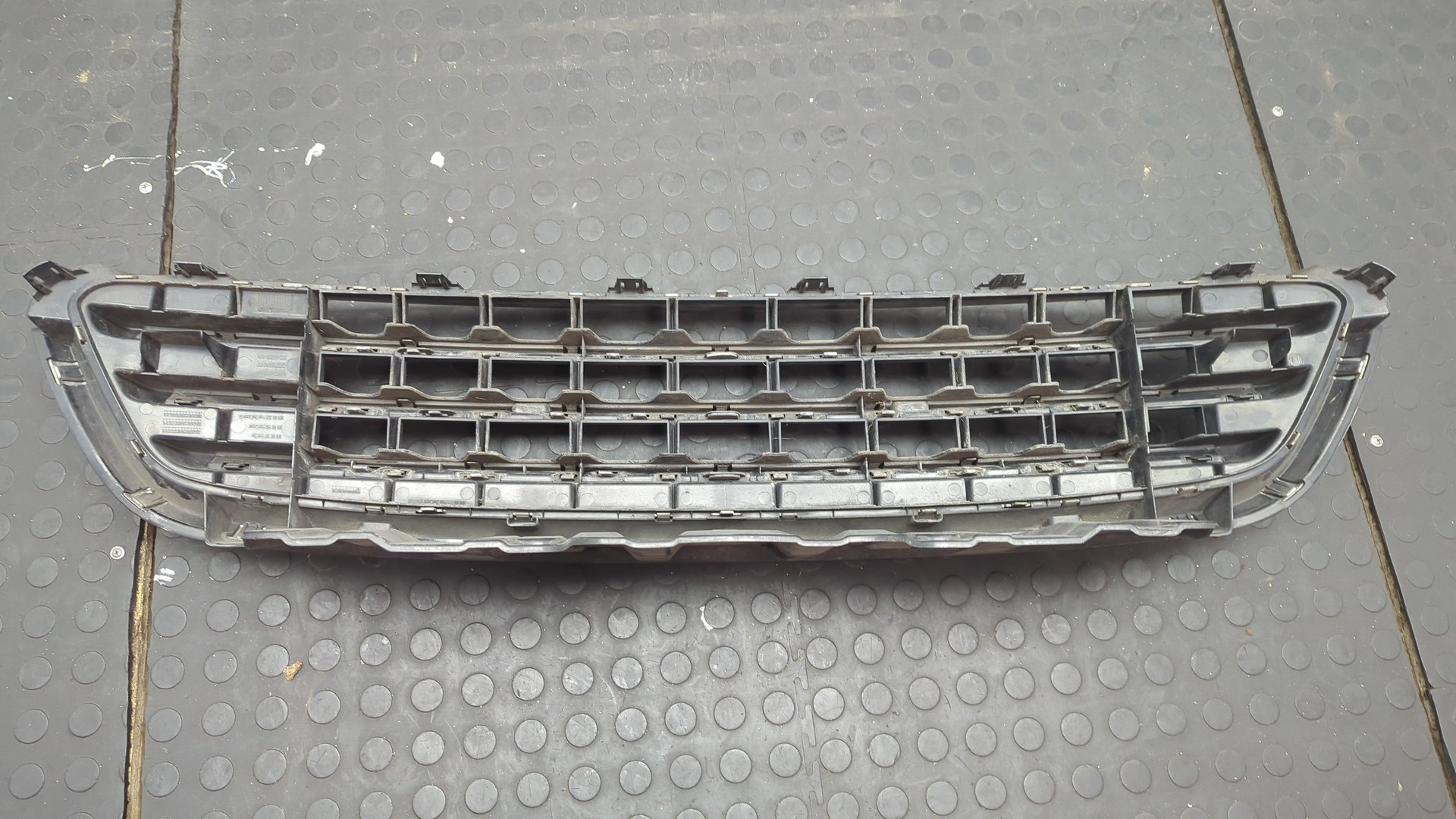 Решетка радиатора