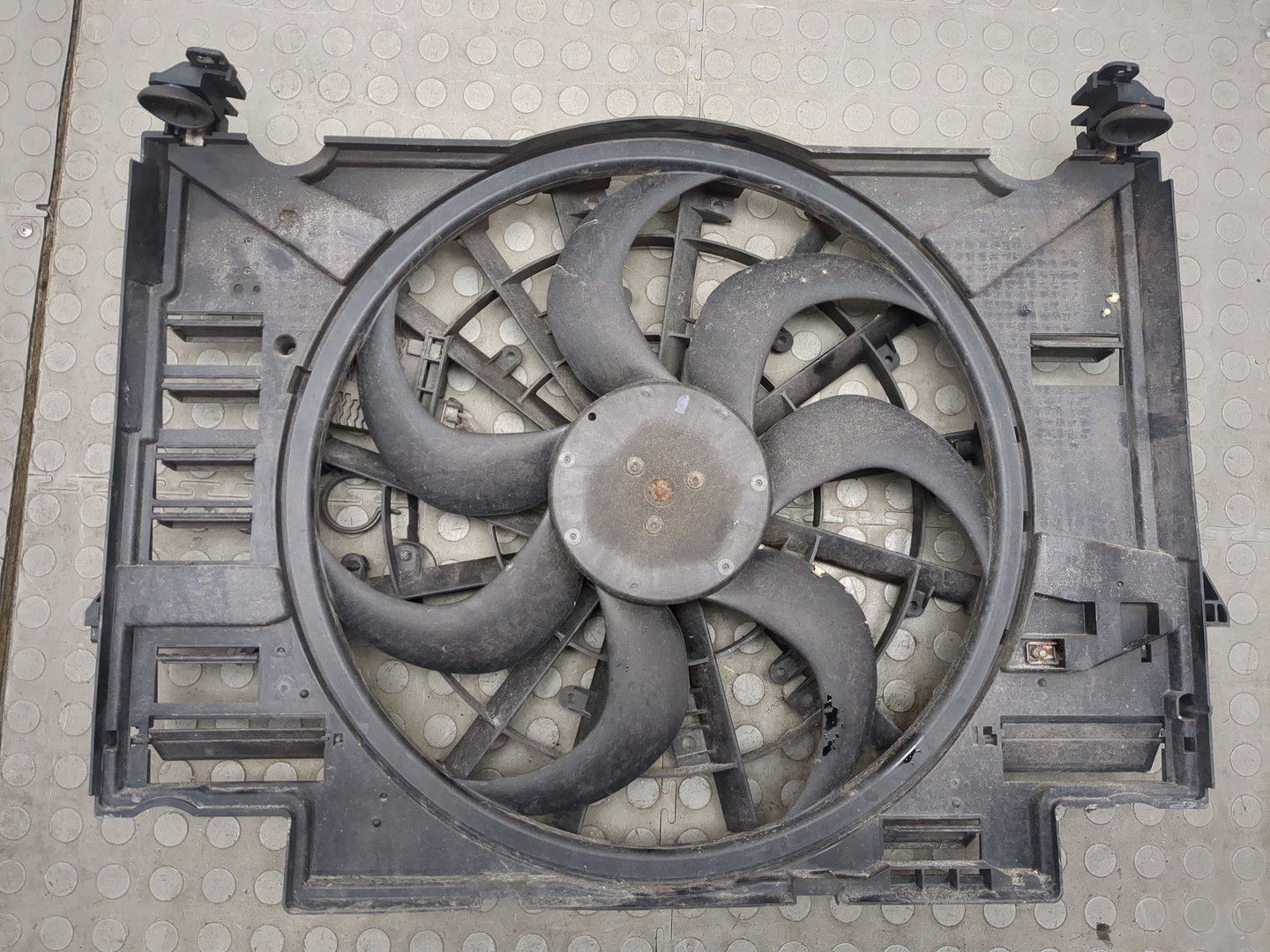 Вентилятор радиатора