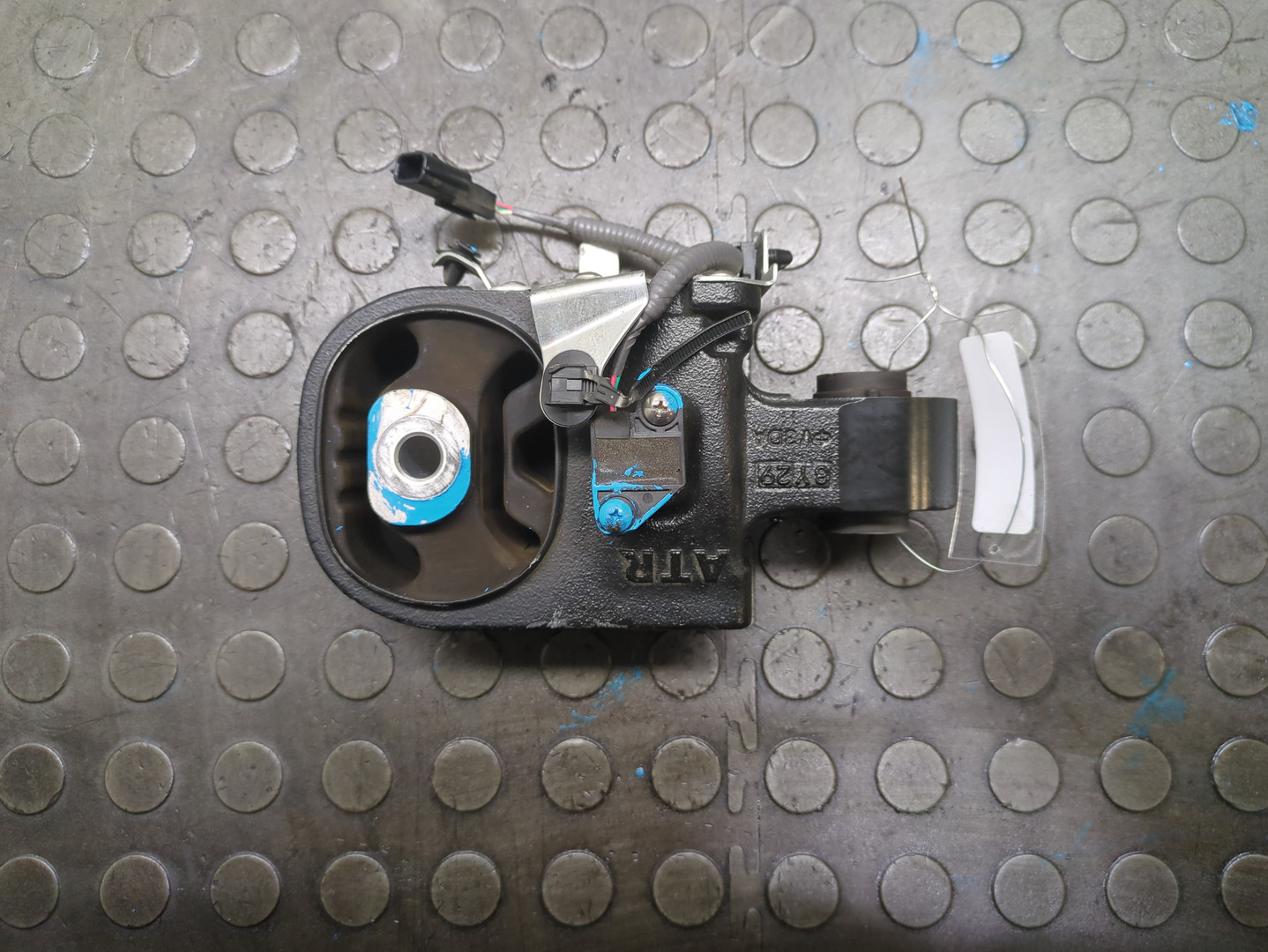 Опора двигателя