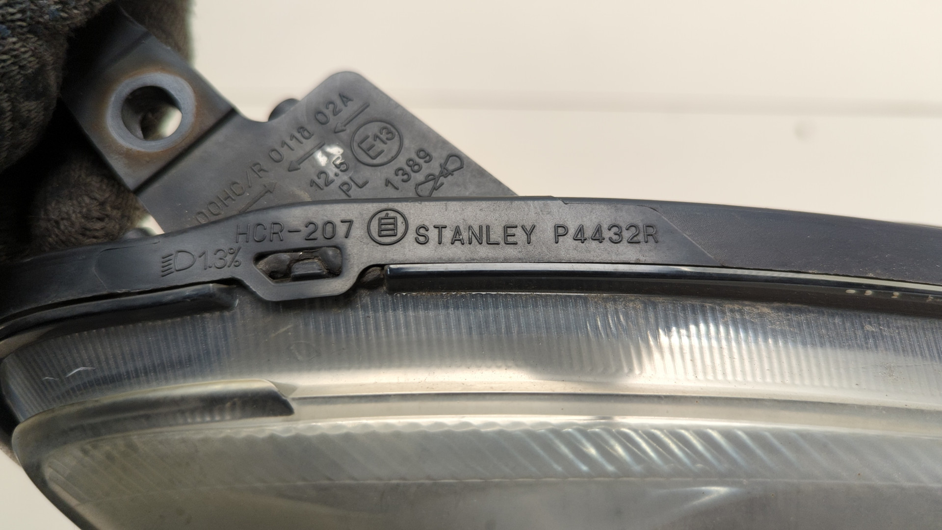 Фара правая