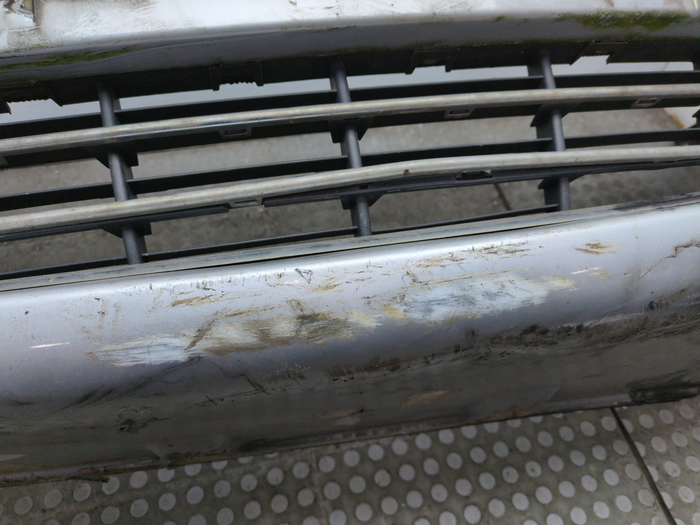 Бампер передний