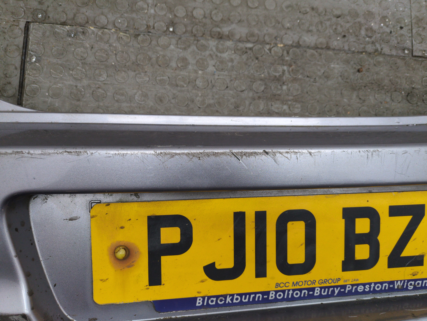 Бампер задний