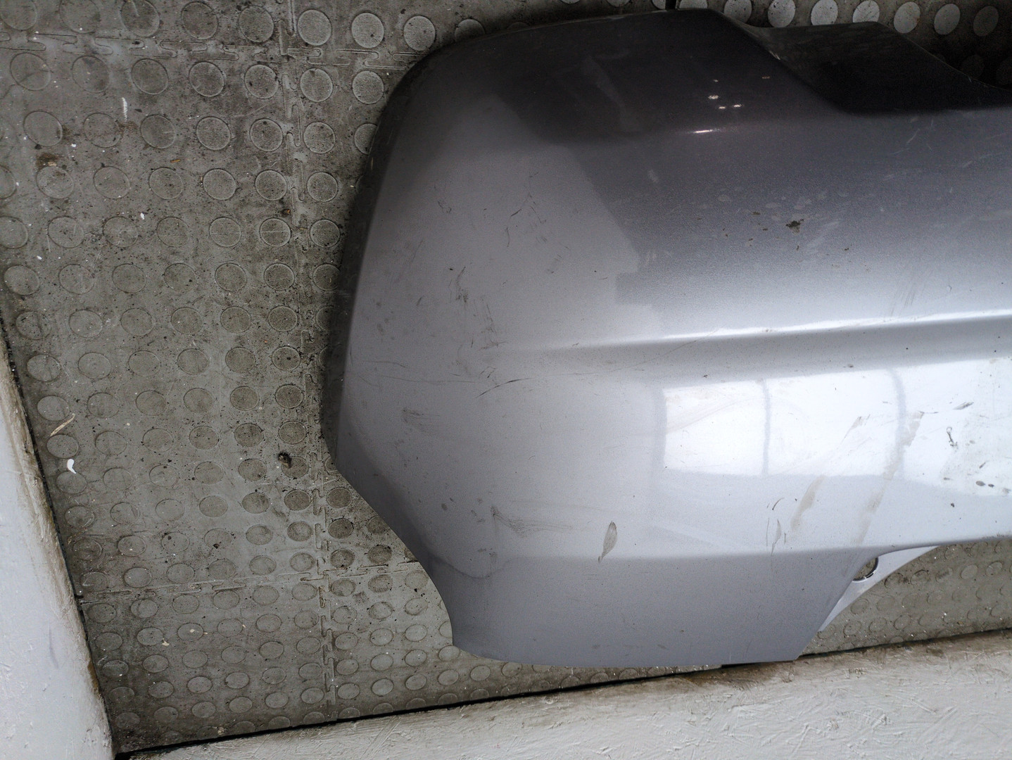 Бампер задний