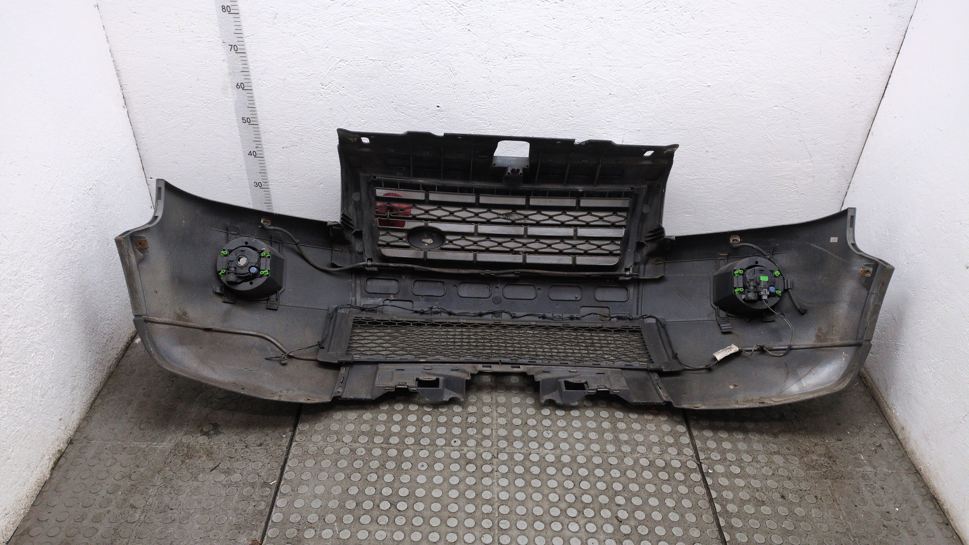 Бампер передний