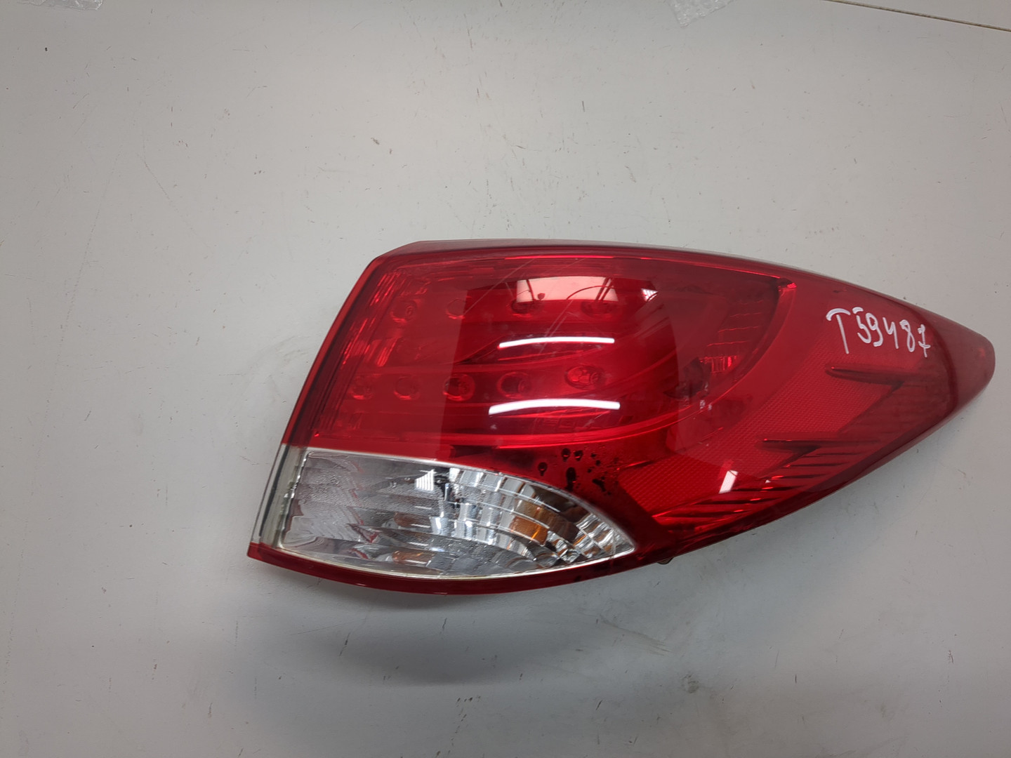 Фонарь задний правый