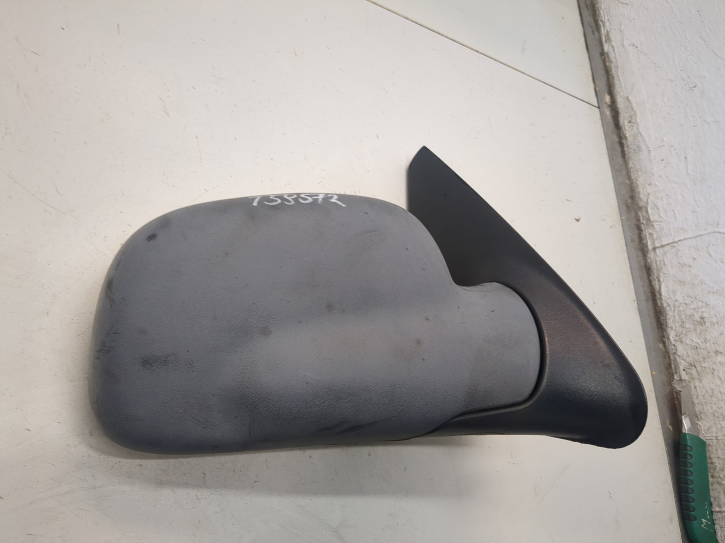 Зеркало правое электрическое