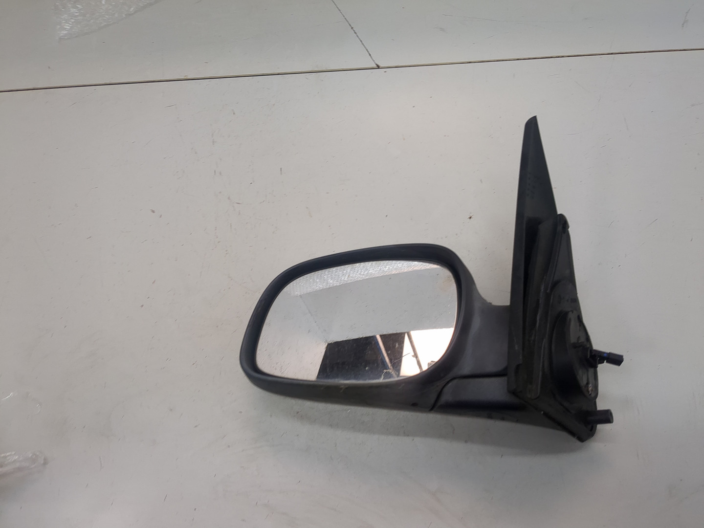 Зеркало левое электрическое